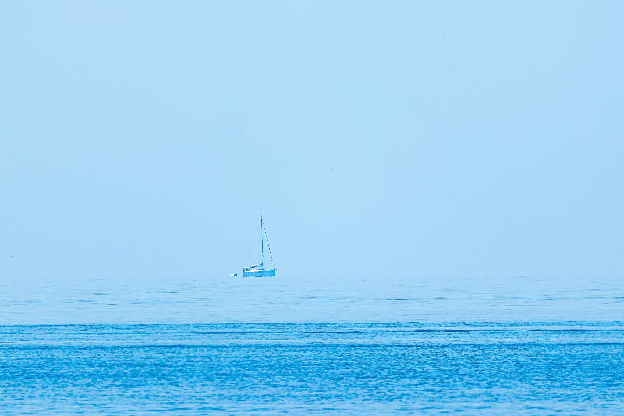 Minimal. Photography by Mircea Maieru