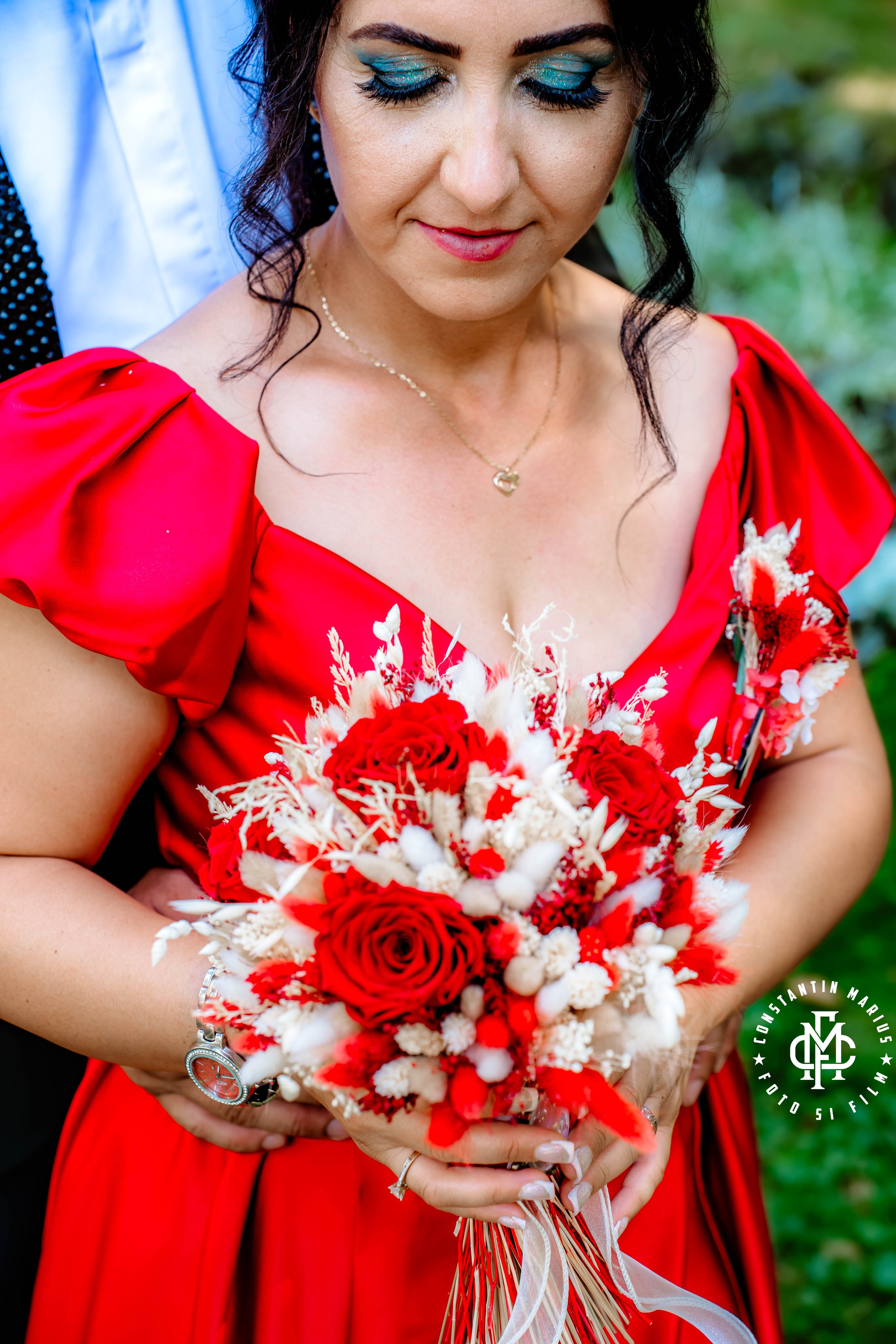 WEDDING PHOTOGRAPHY. DESPRE NOI