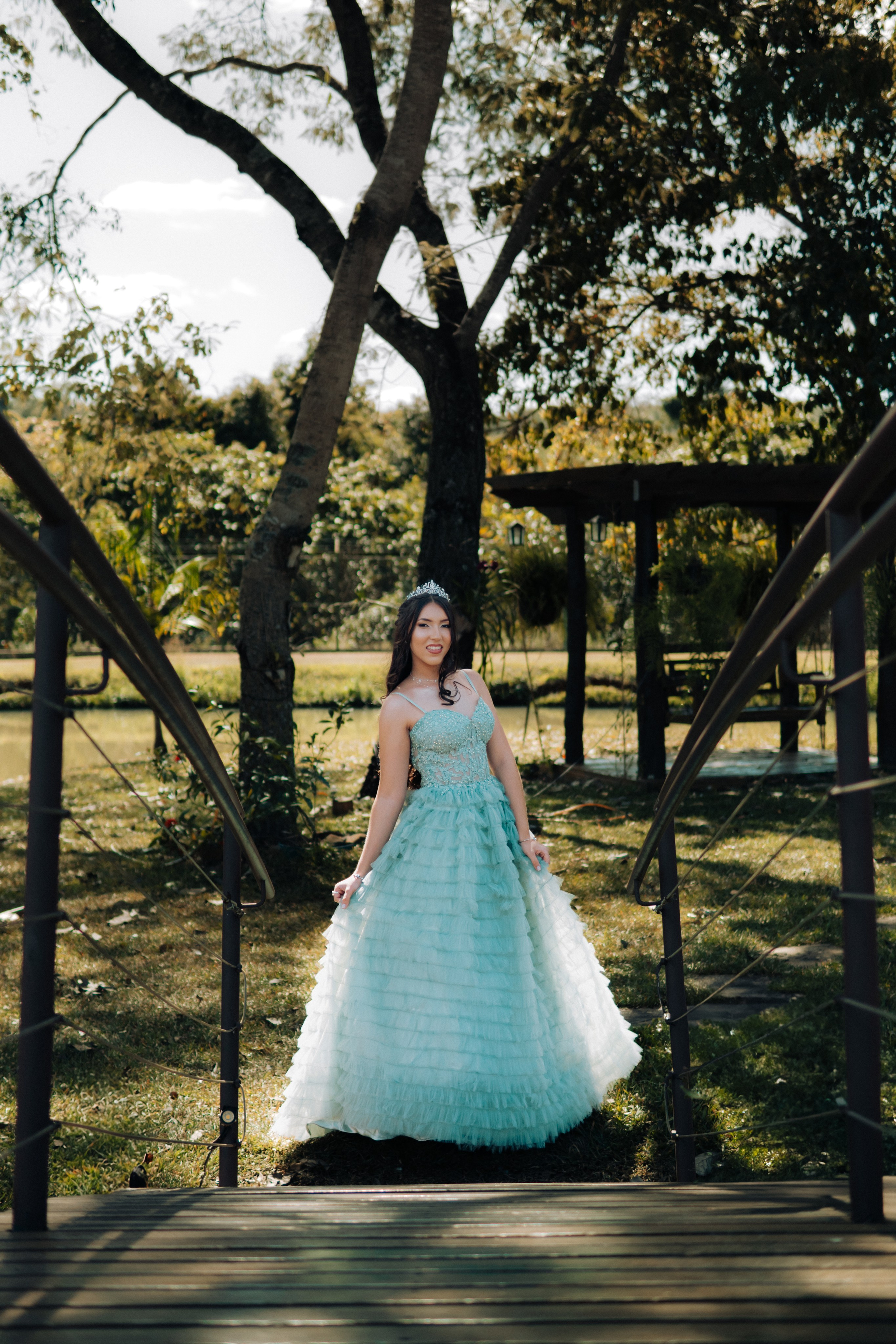 Debutante. Reference Visuals