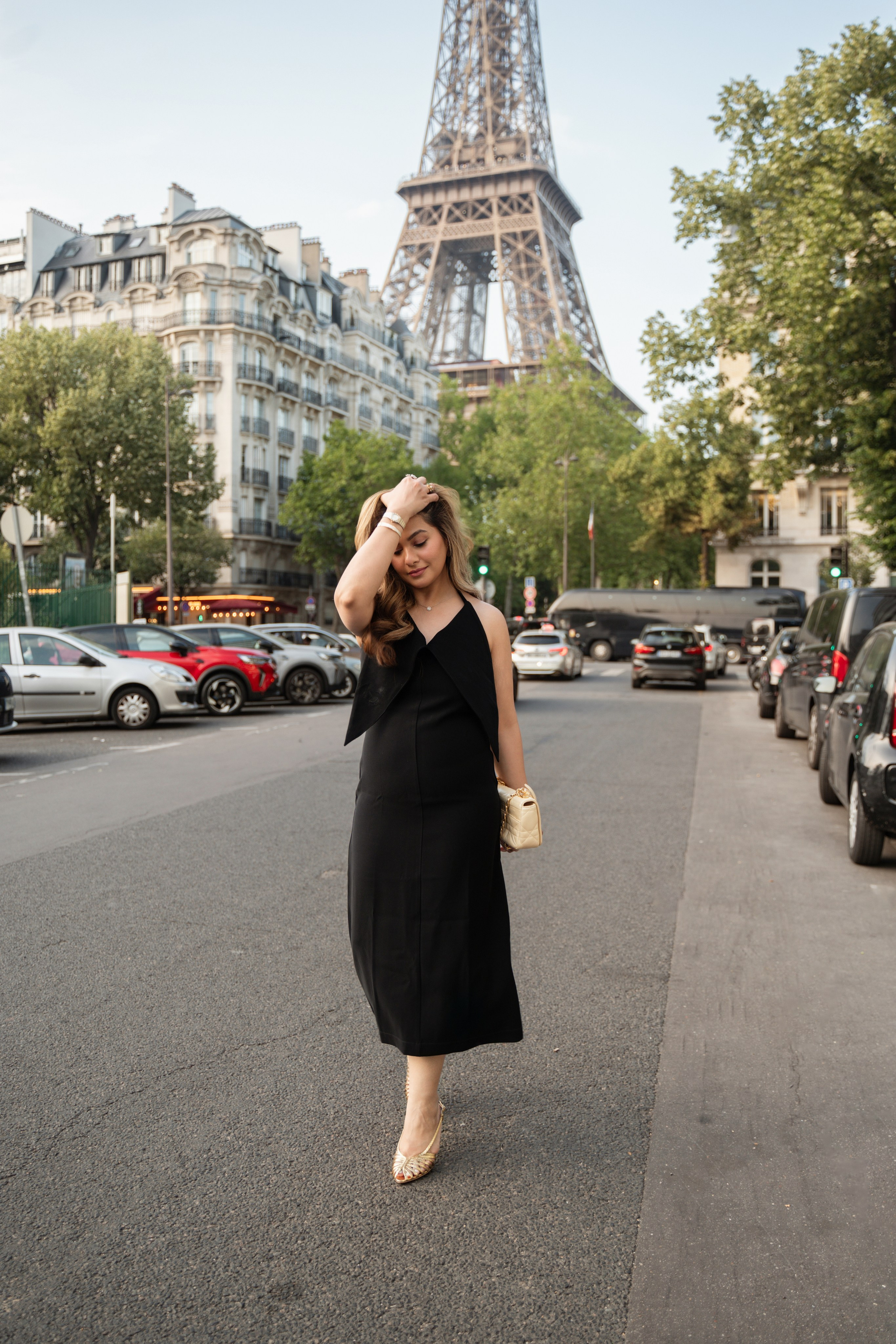 Megha (1 hour). Photographer in Paris|Solo and groups, portraits & content, couples photo-shoot in Paris at the best locations