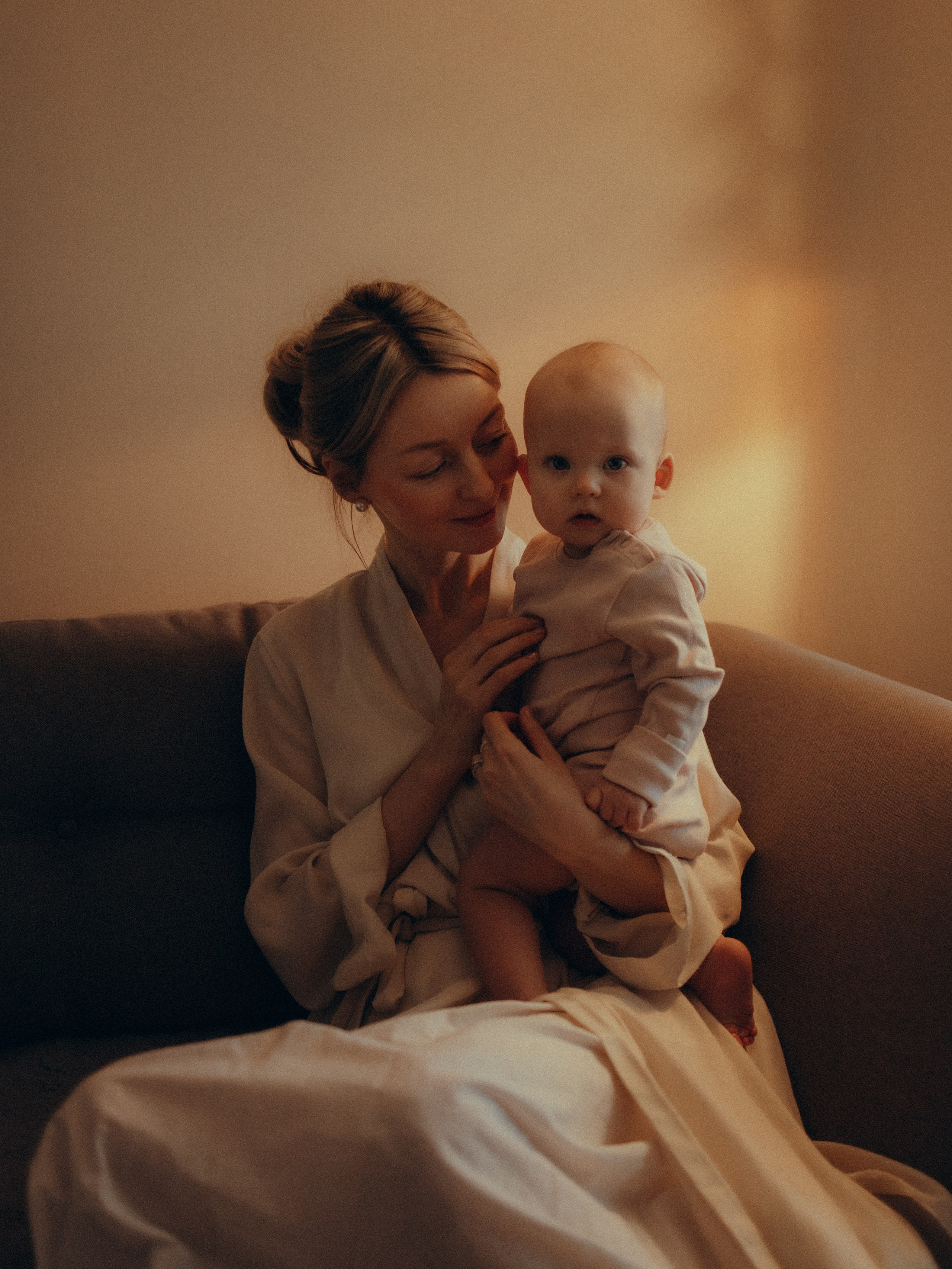 Mia’s family. Kristina, portrait and family photographer in Helsinki