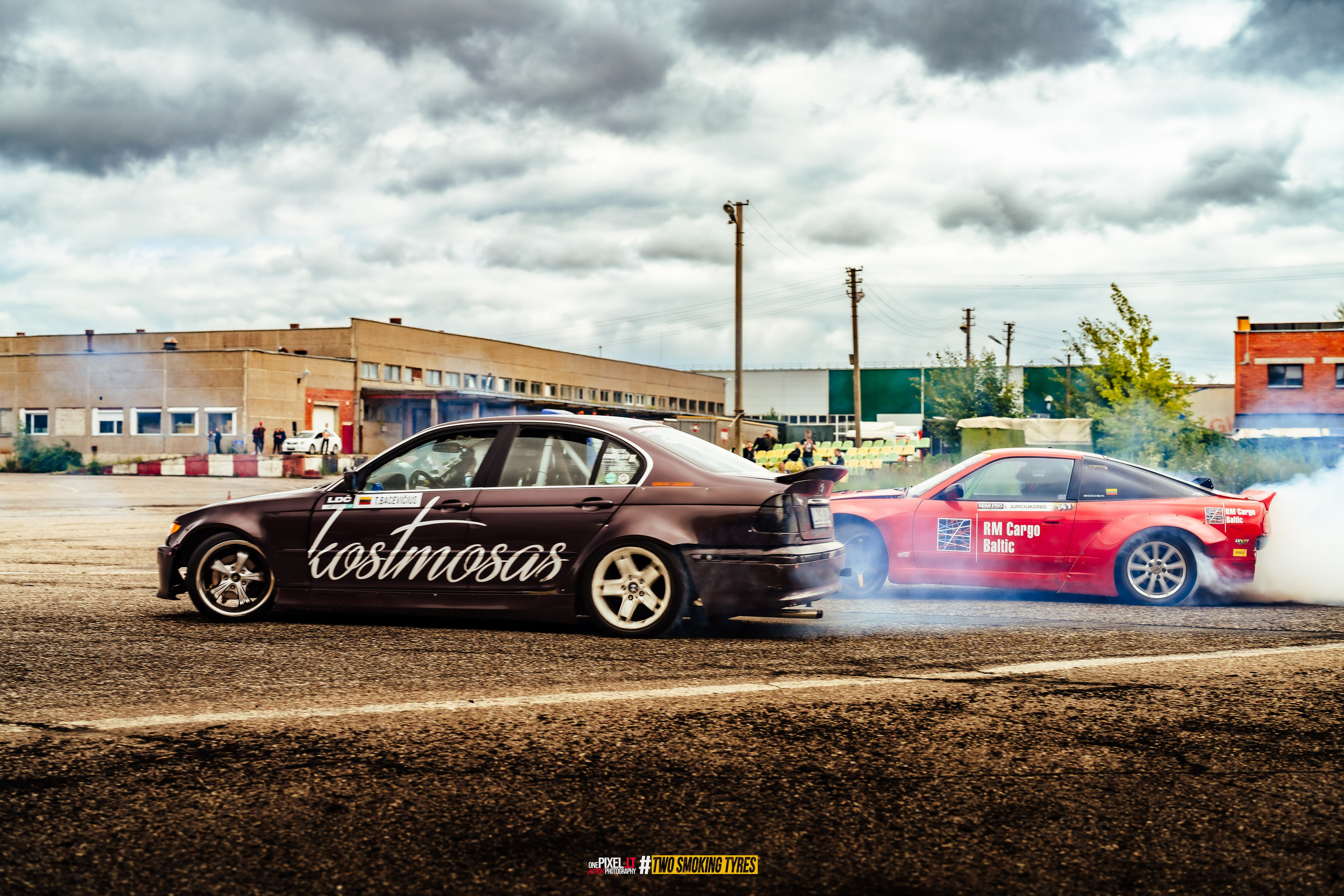 Side to Side #DRIFTDAY. OnePIXEL