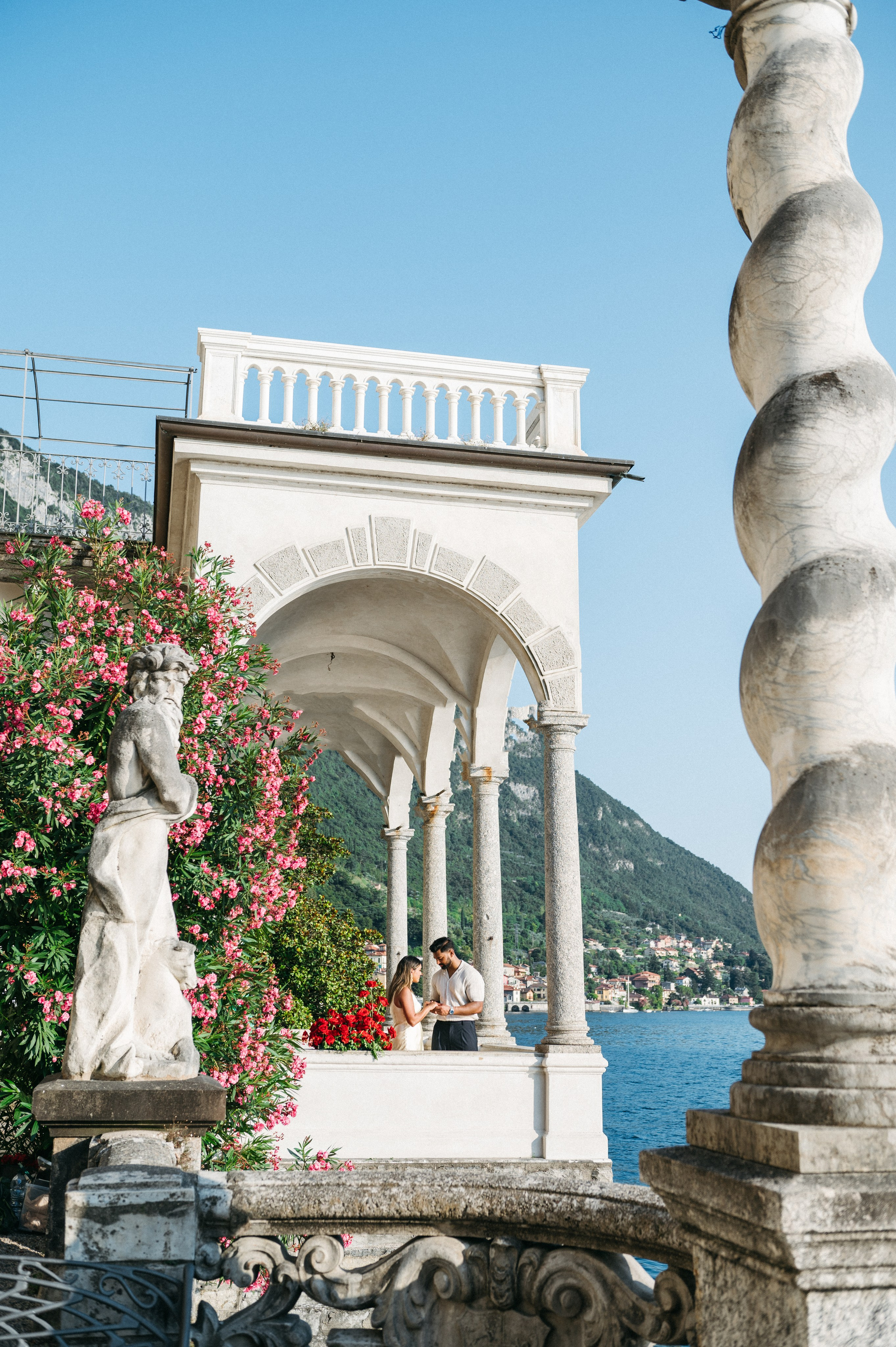 Lake Como. Lake Como Photographer — Proposal | Wedding | Elopement