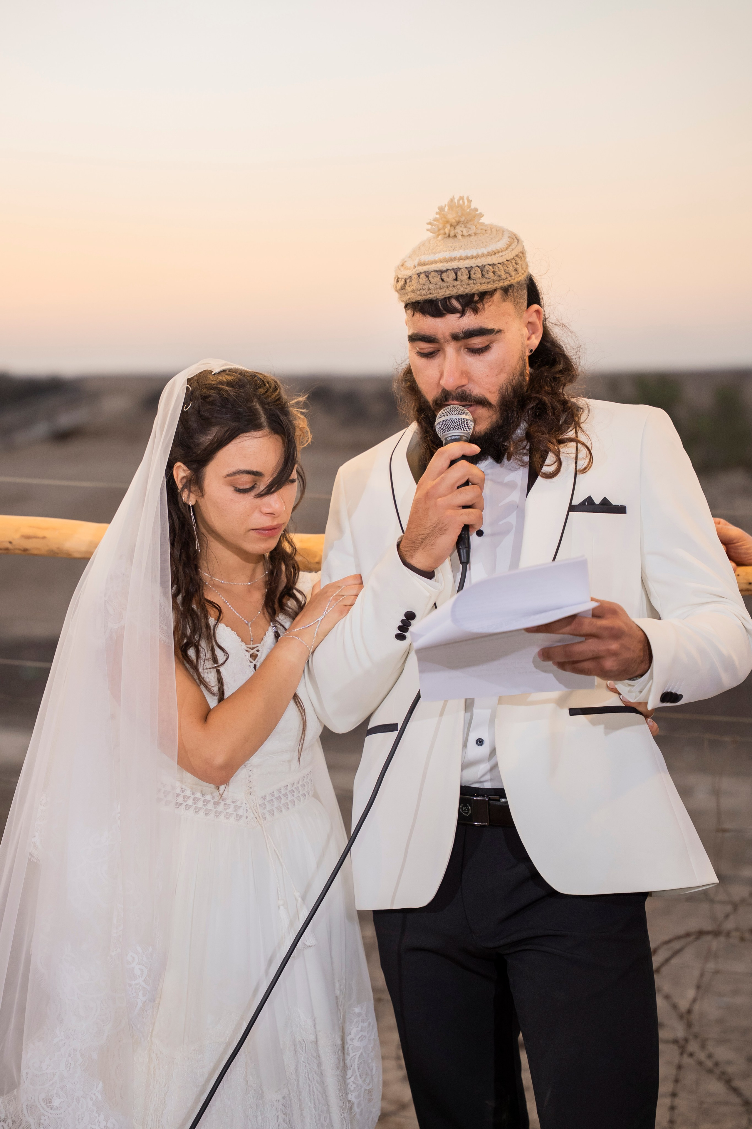 אביה ואחיה. יוסף מזרחי צילום חתונה, ברית וזוגיות. צלם מקצועי שאוהב להוציא אתכם הכי יפים ברגעים הכי מרגשים