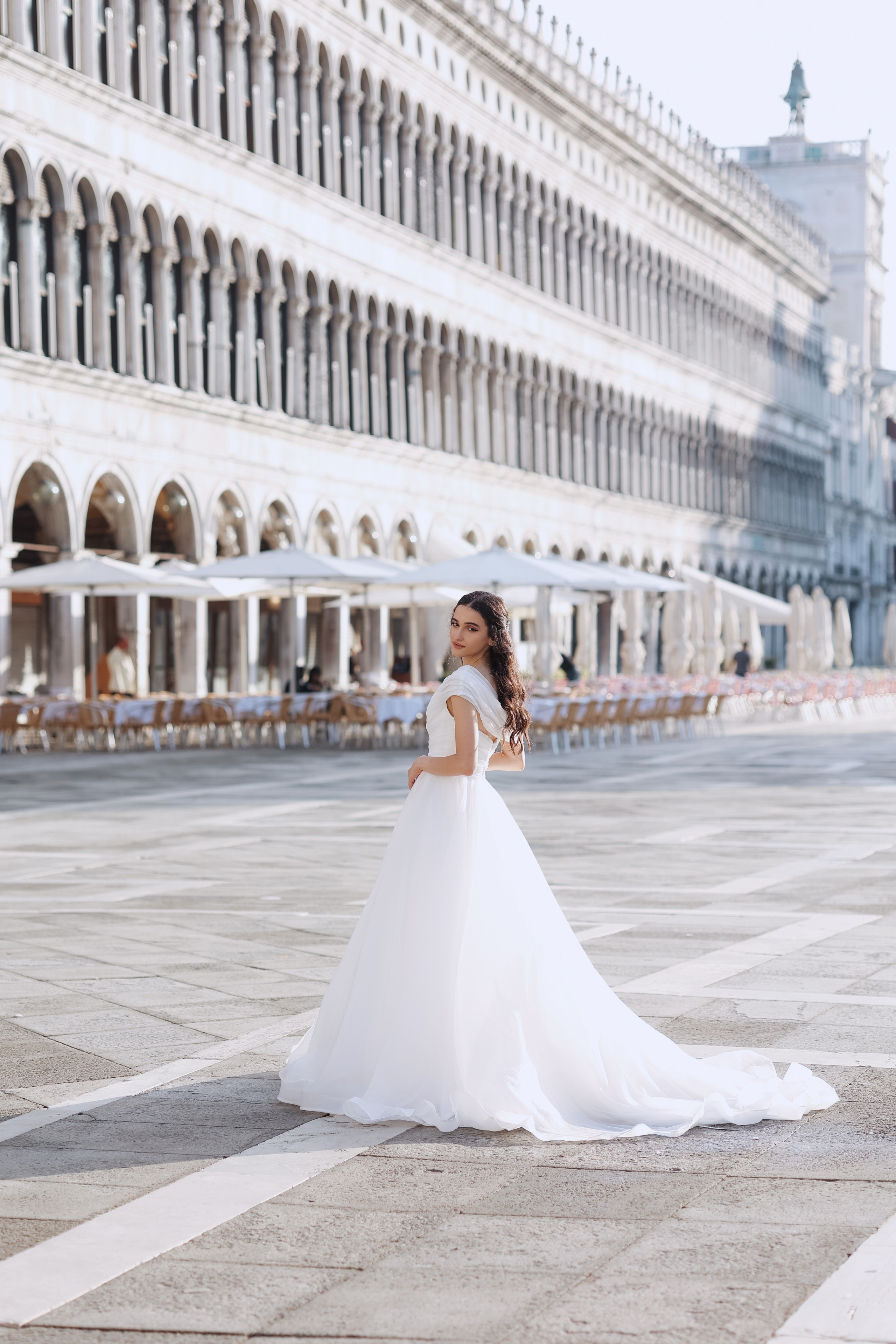 Bride from Armenia in Venice 