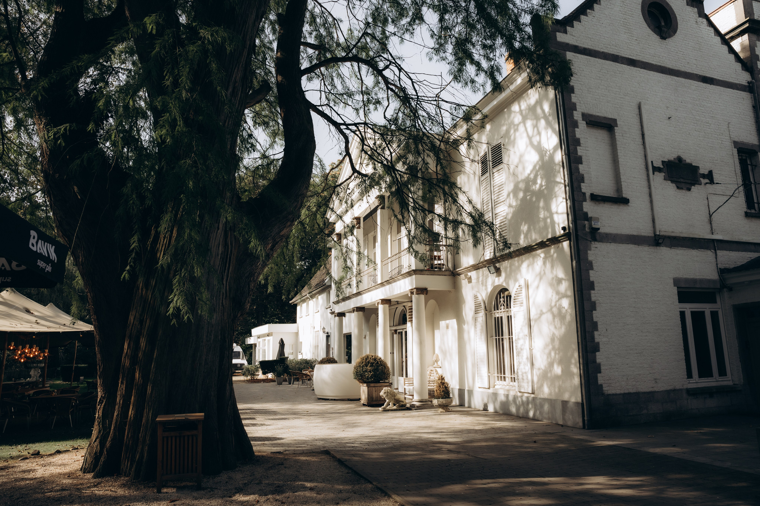 Anisa & Yannick huwelijk in Gent. Little Birdie – Jouw familie- en huwelijksfotograaf in België en daarbuiten