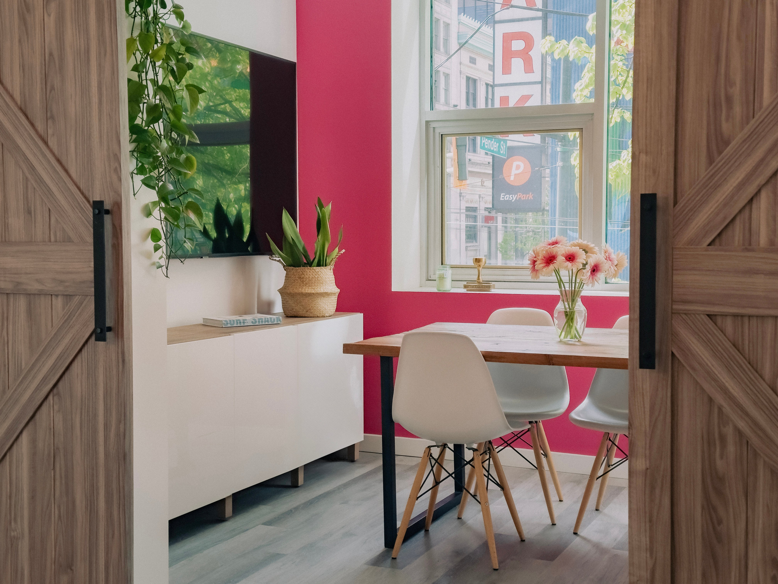 Cucumber Marketing & Business Coaching. Yana Bobrova | Artistic Photography