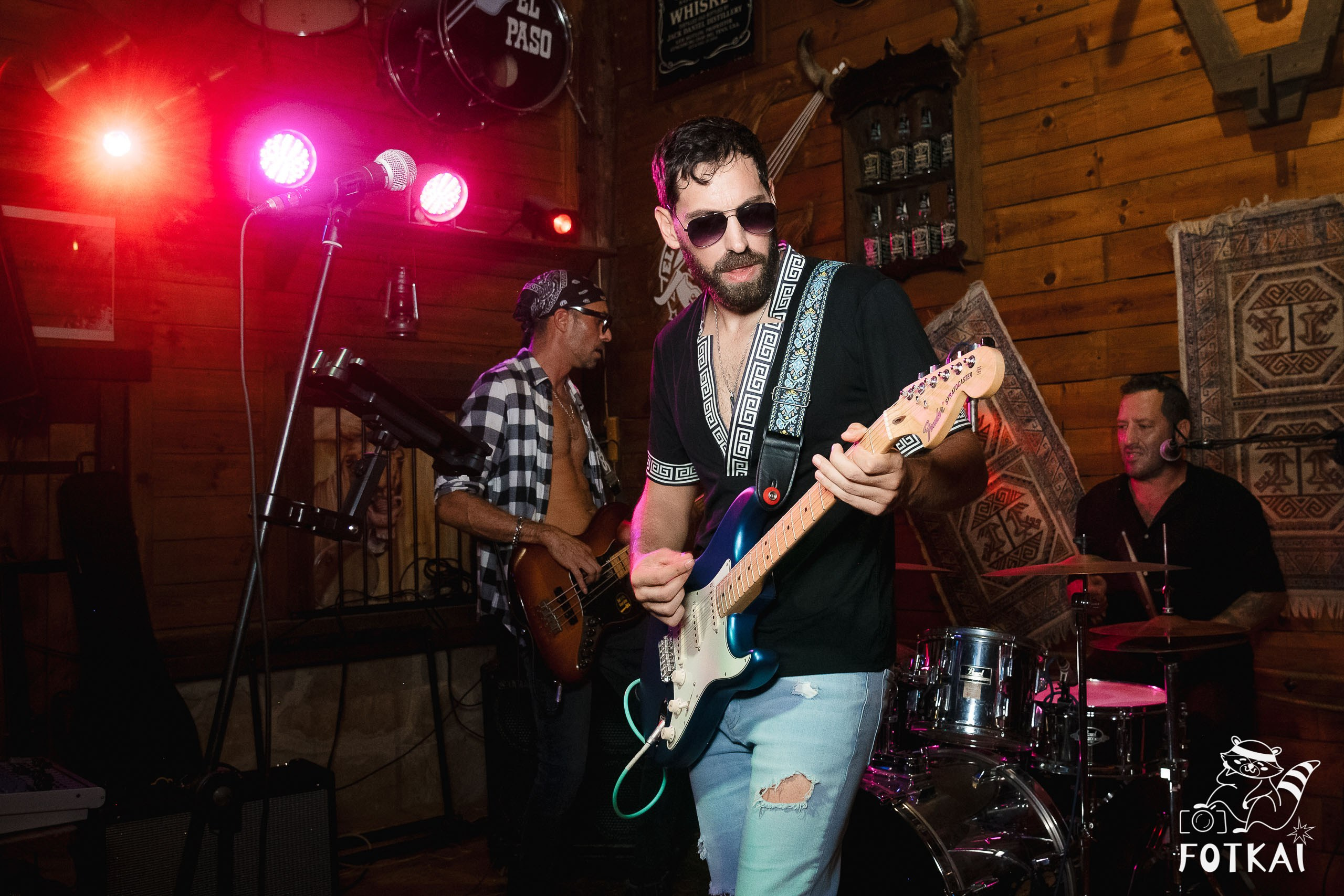 Stones of the Coast en El Paso Rock Bar Torrevieja: Reportaje fotográfico 20.09.25 | FOTKAI