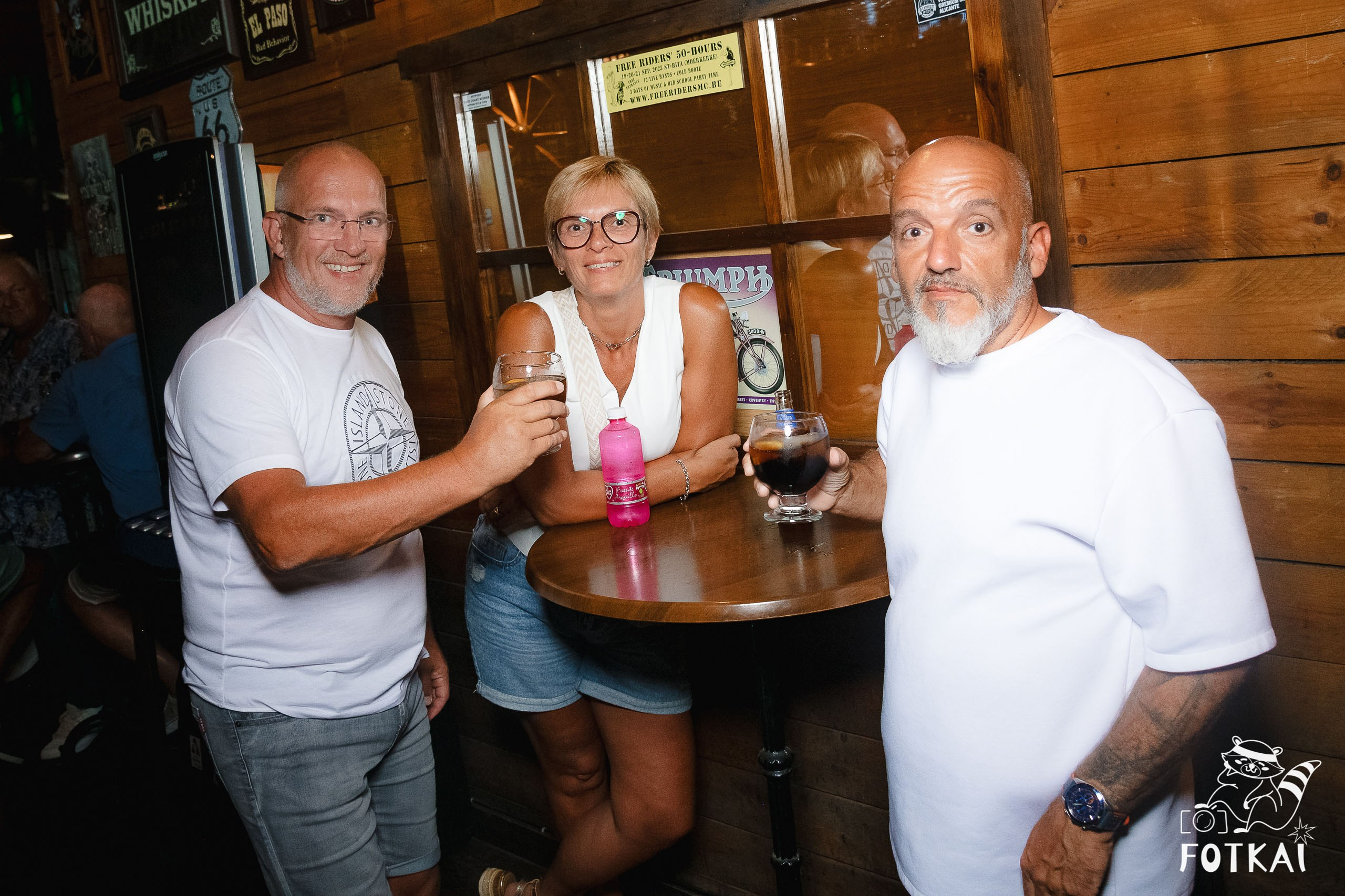 Stones of the Coast en El Paso Rock Bar Torrevieja: Reportaje fotográfico 20.09.25 | FOTKAI