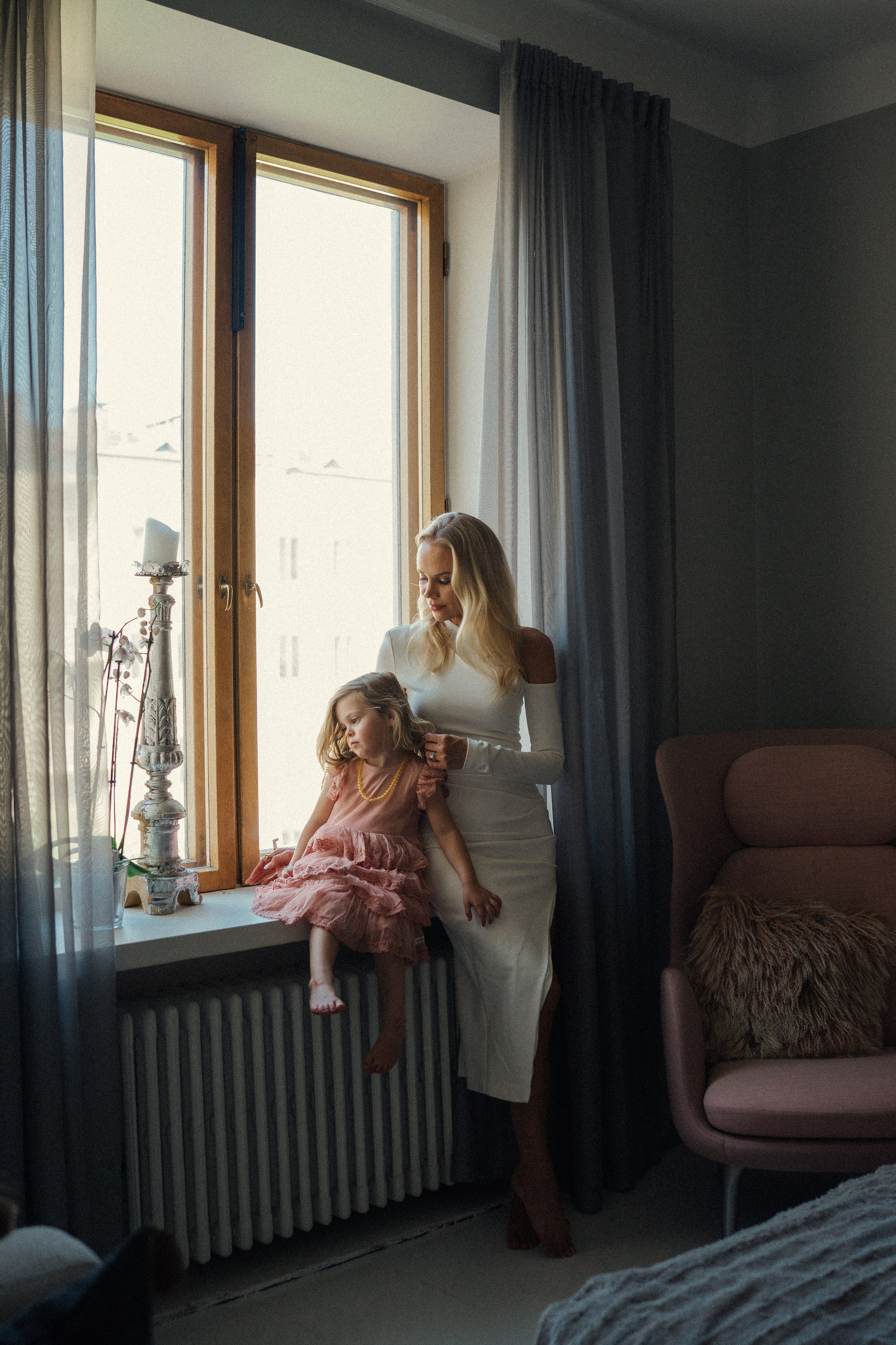 L&H. Wedding and potrait photographer in Helsinki Vickan O