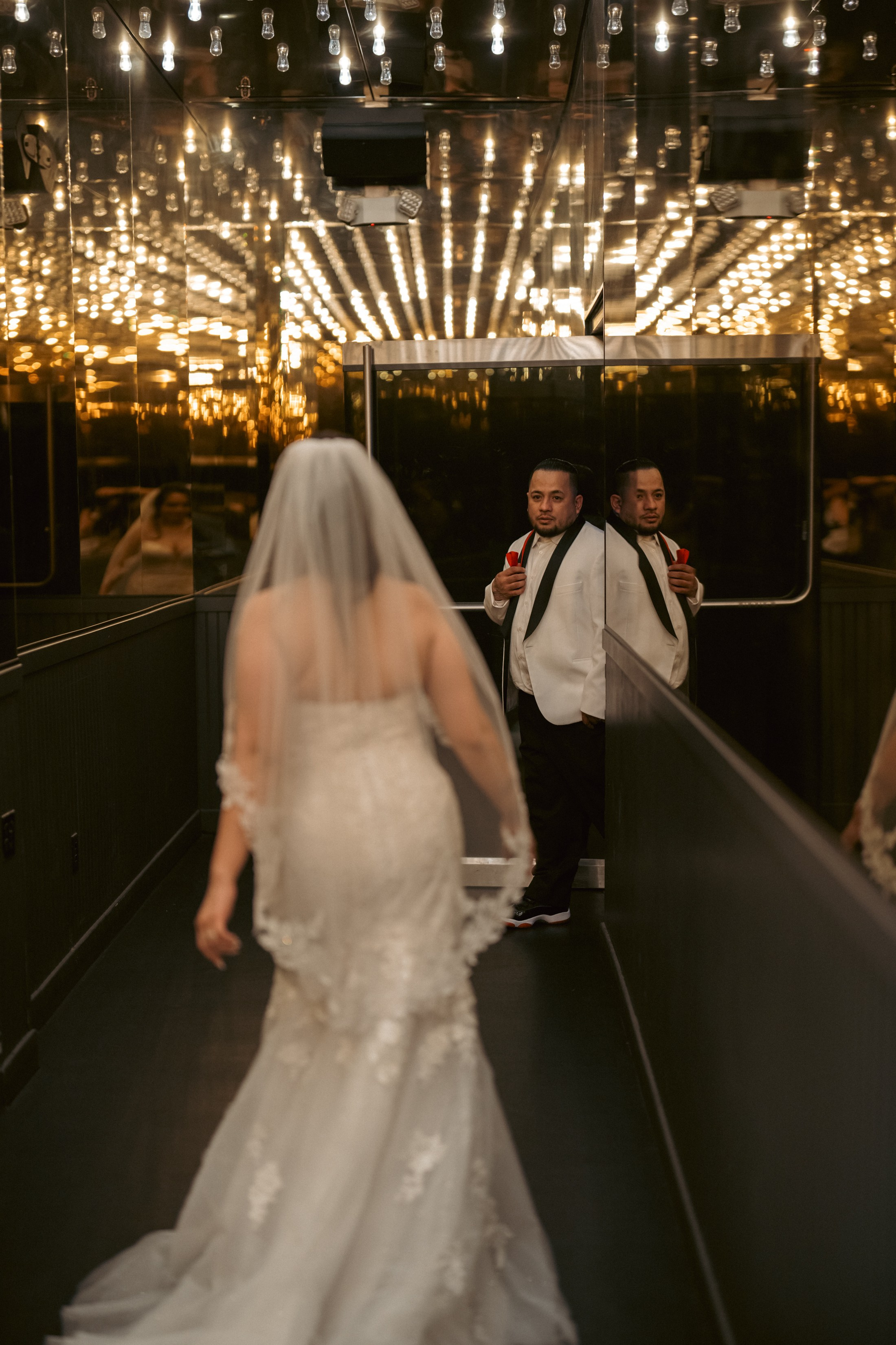 Lupita&Randel. Wedding & elopement photographer Viktoriya Kravtsov. Las Vegas