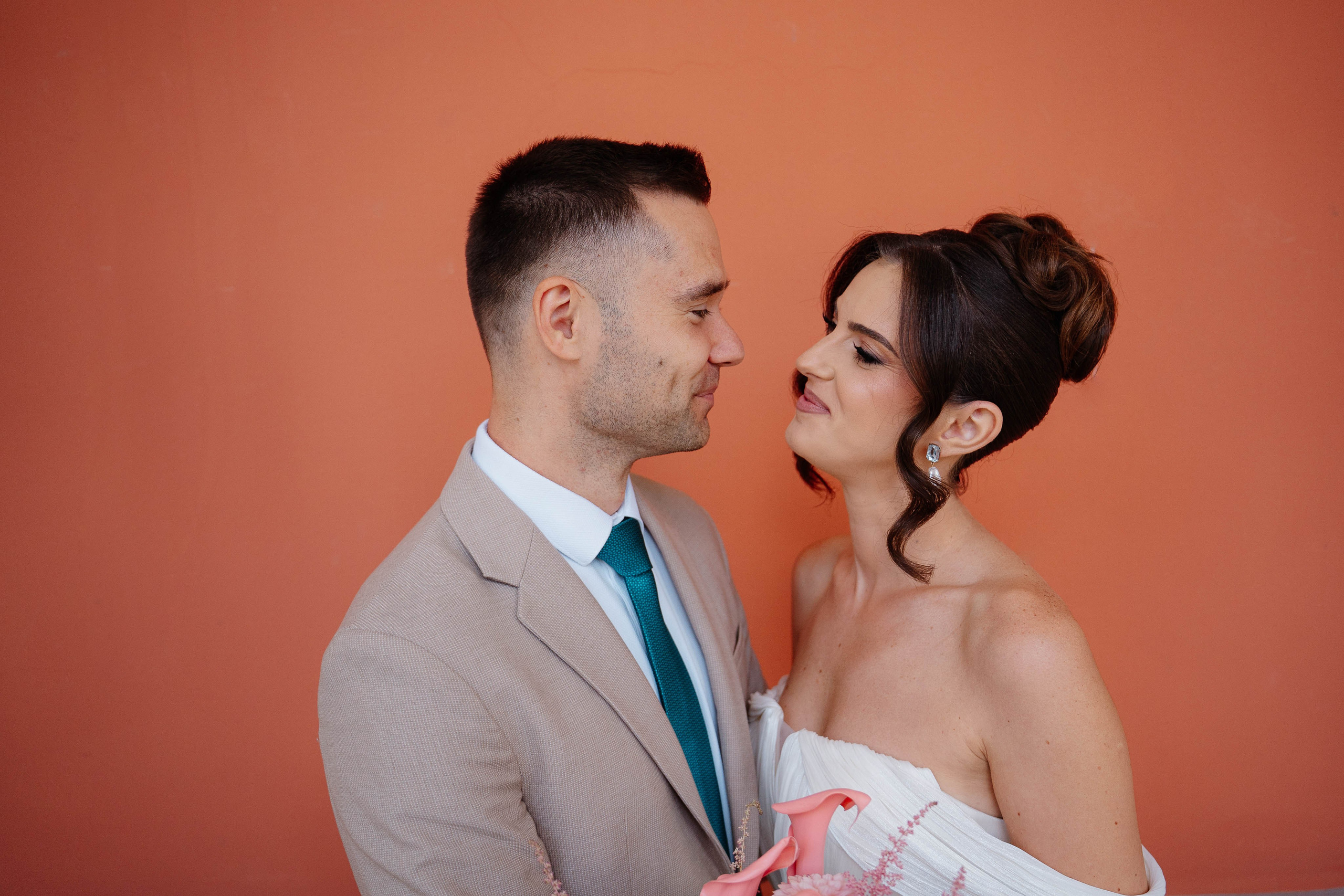 Andreea & Catalin. Www.paulcatalin.ro