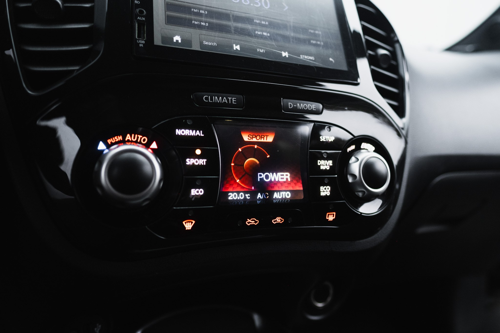 NISSAN JUKE. LOHA VISUALS — AUTOMOTIVE PHOTOGRAPHY