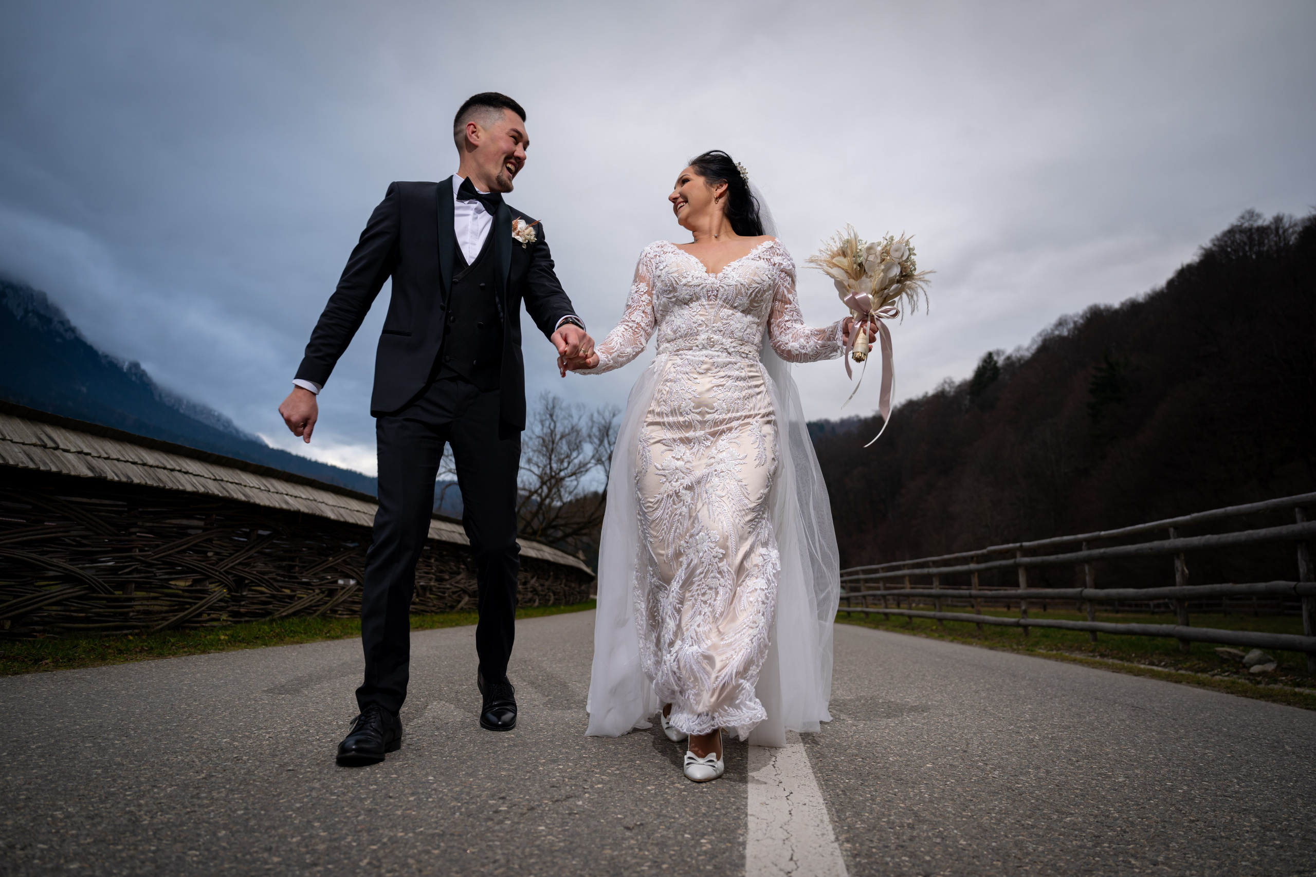 Sedință Foto Profesională Trash The Dress T & C