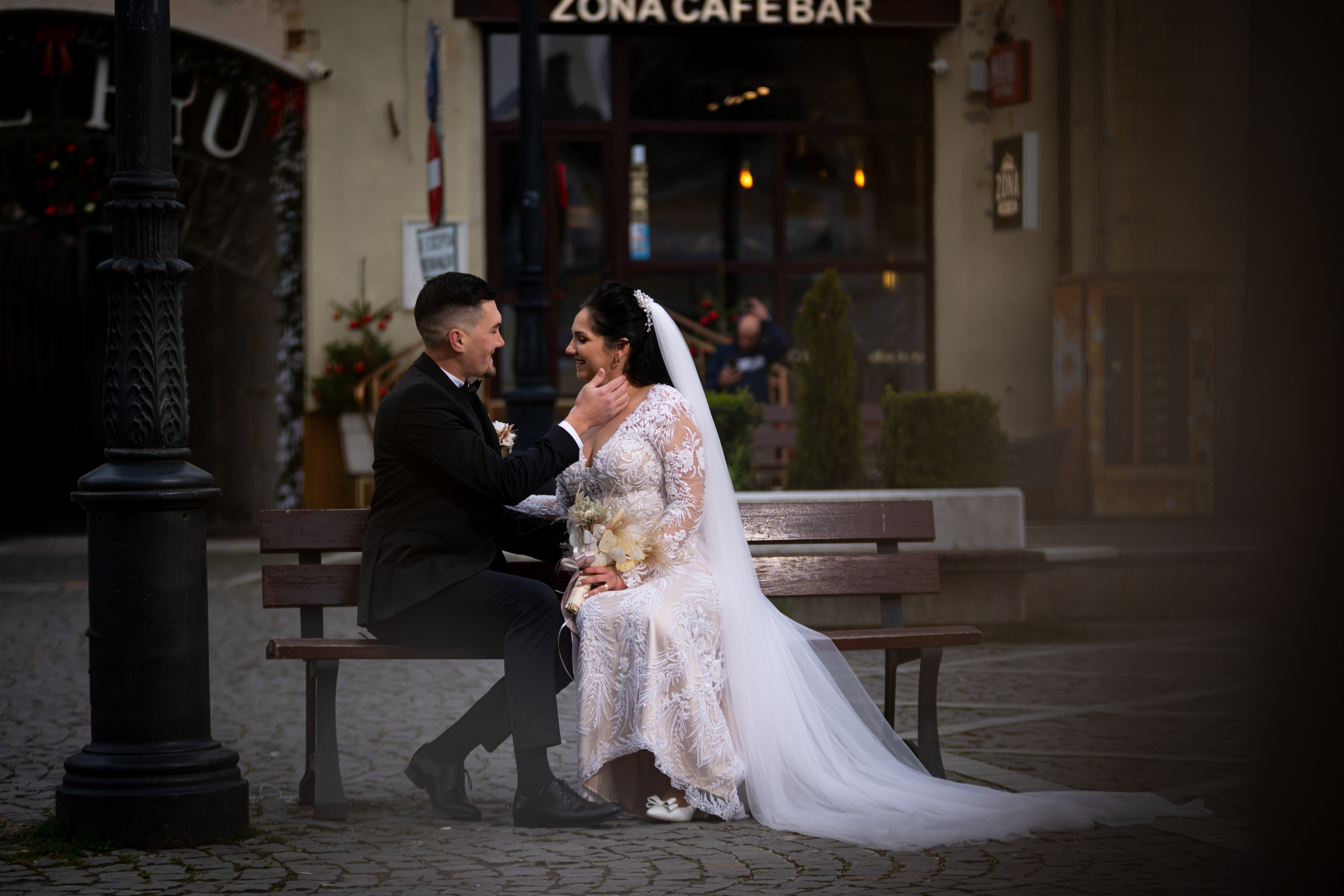 Sedință Foto Profesională Trash The Dress T & C