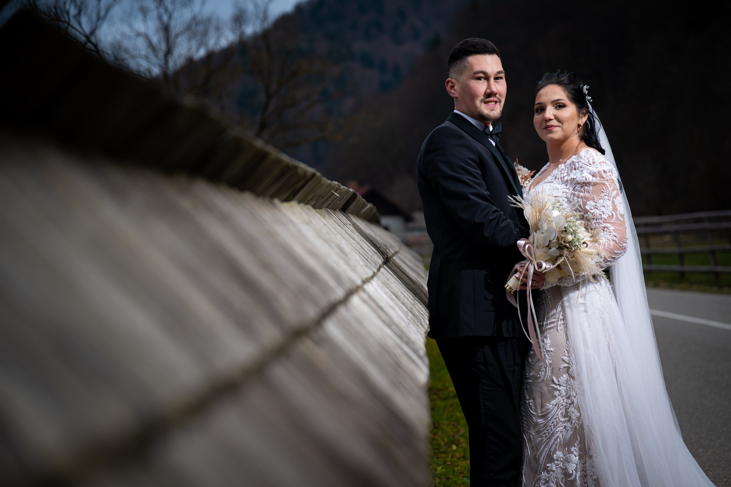 Sedință Foto Profesională Trash The Dress T & C
