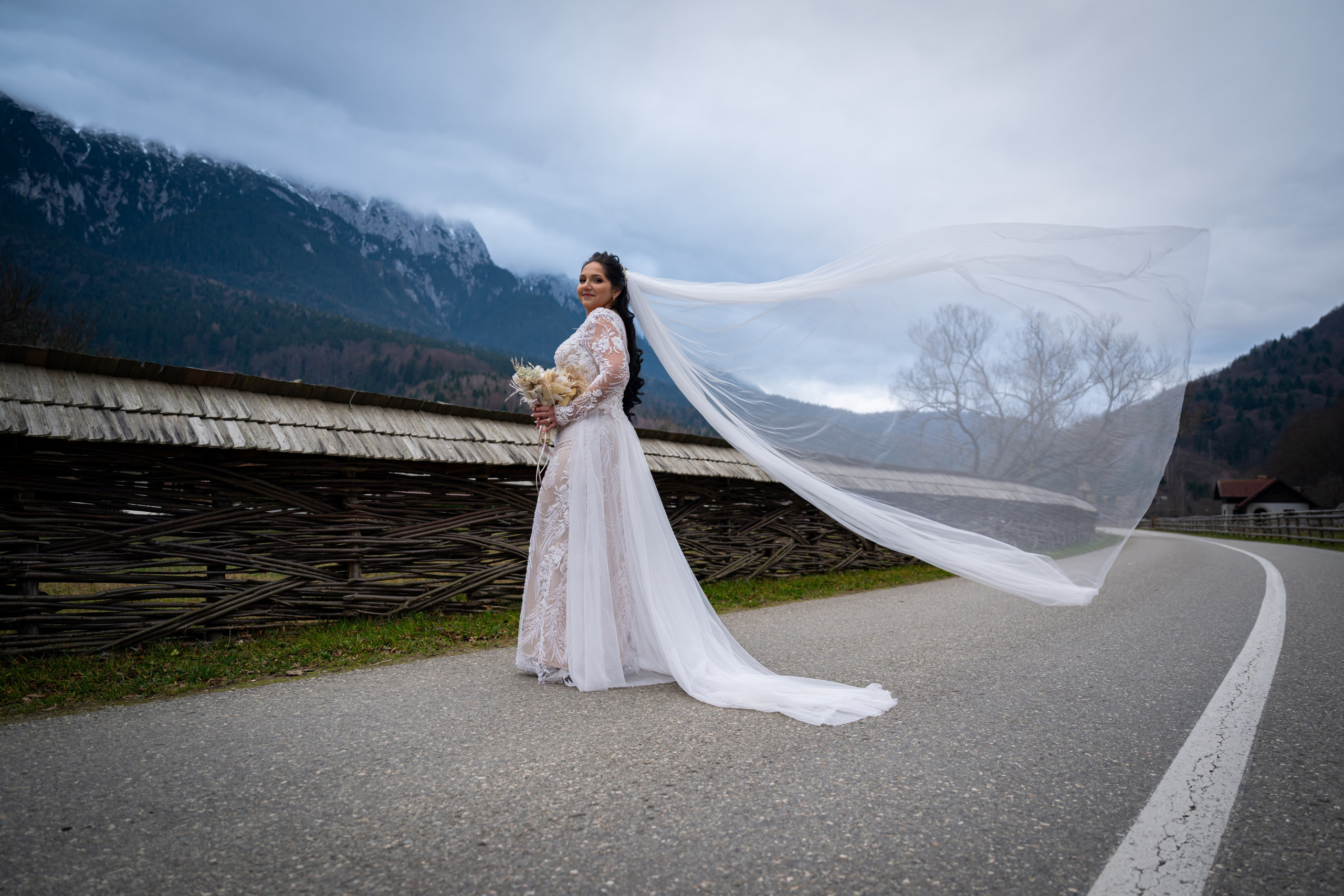 Sedință Foto Profesională Trash The Dress T & C