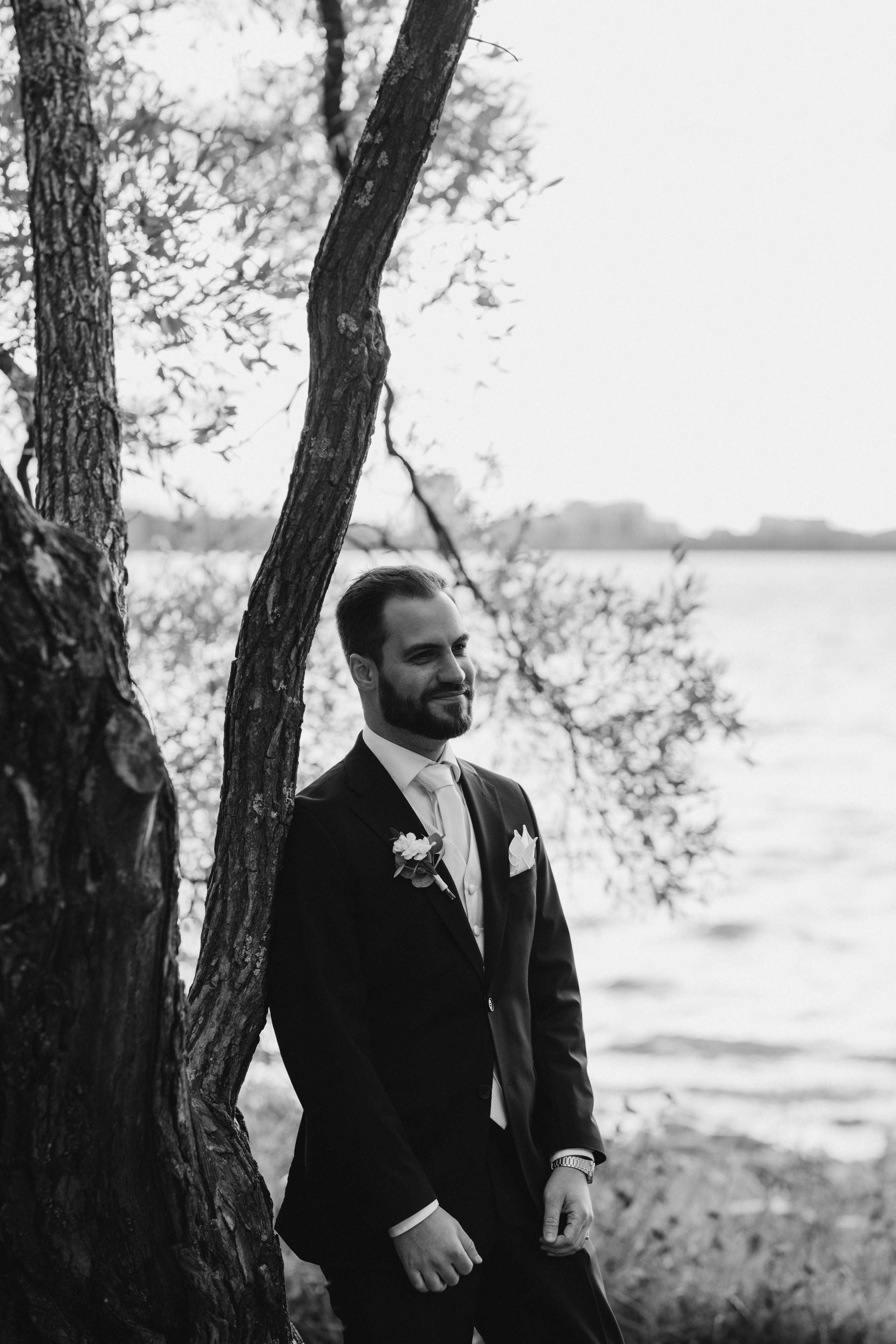 W&S. Wedding and potrait photographer in Helsinki Vickan O