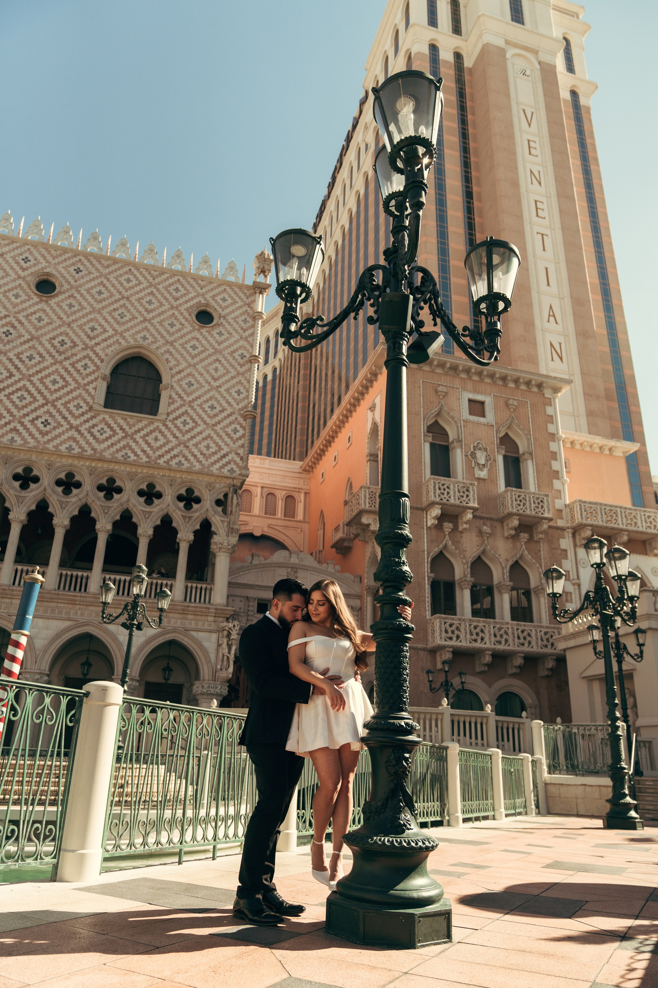 Kasandra&Viktor. Wedding & elopement photographer Viktoriya Kravtsov. Las Vegas