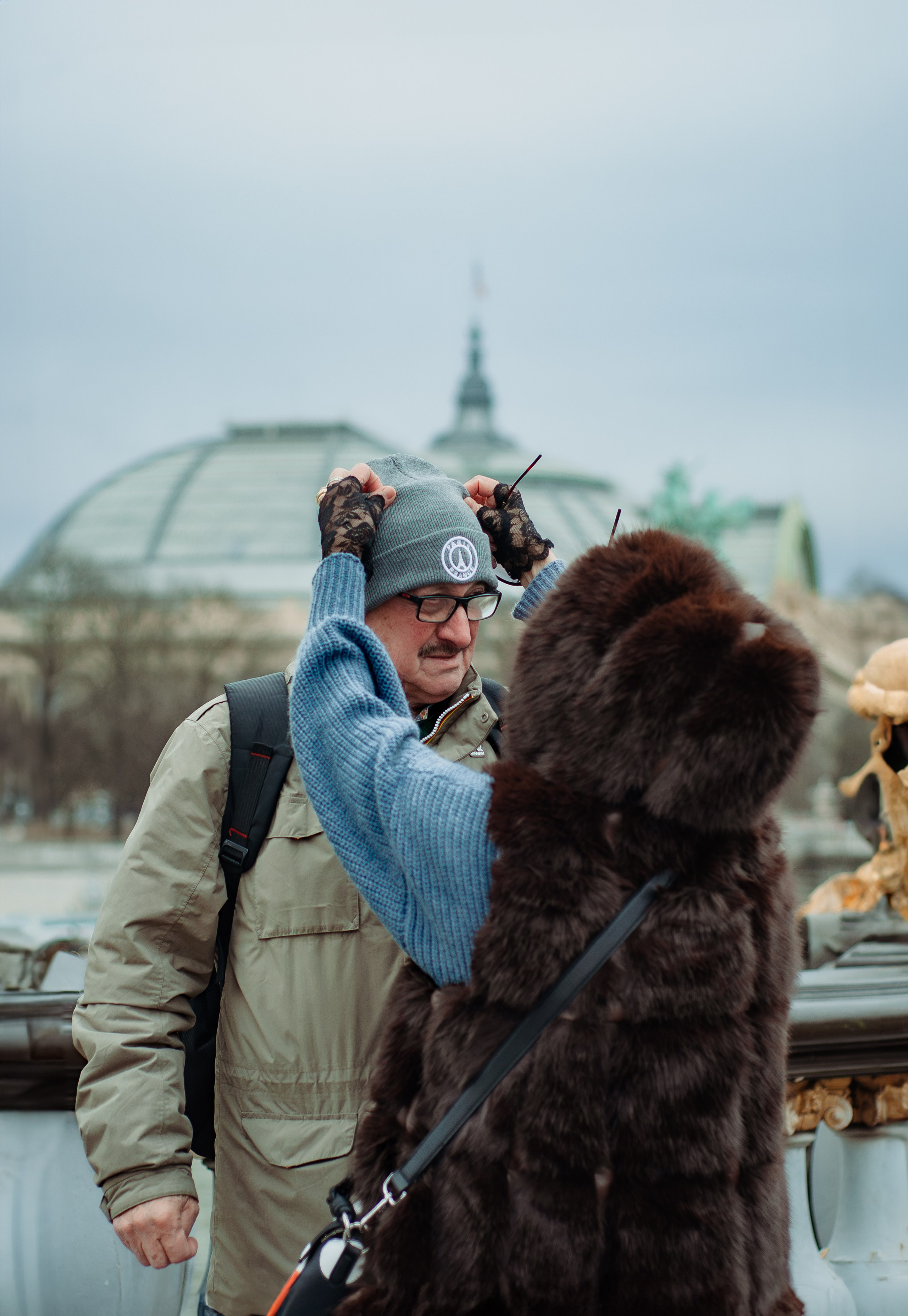 Photoshoot in Paris for the elderly couple. Paris photographer — Polina Osipova