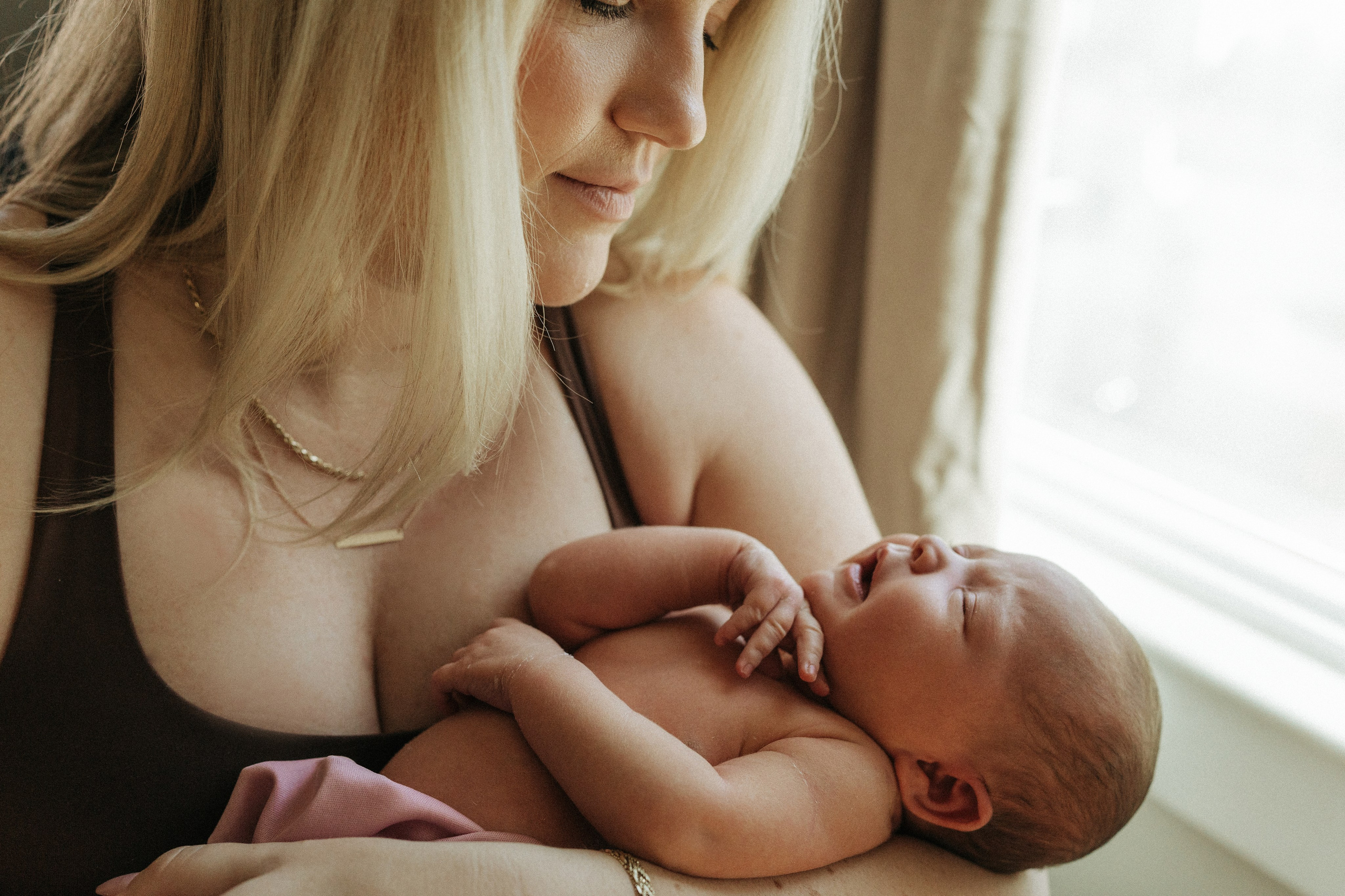 Newborn Photography at Home – Soft & Natural Moments. Alisa Tant — Family and newborn photographer Bucks County, Montgomery county, Philadelphia, NJ