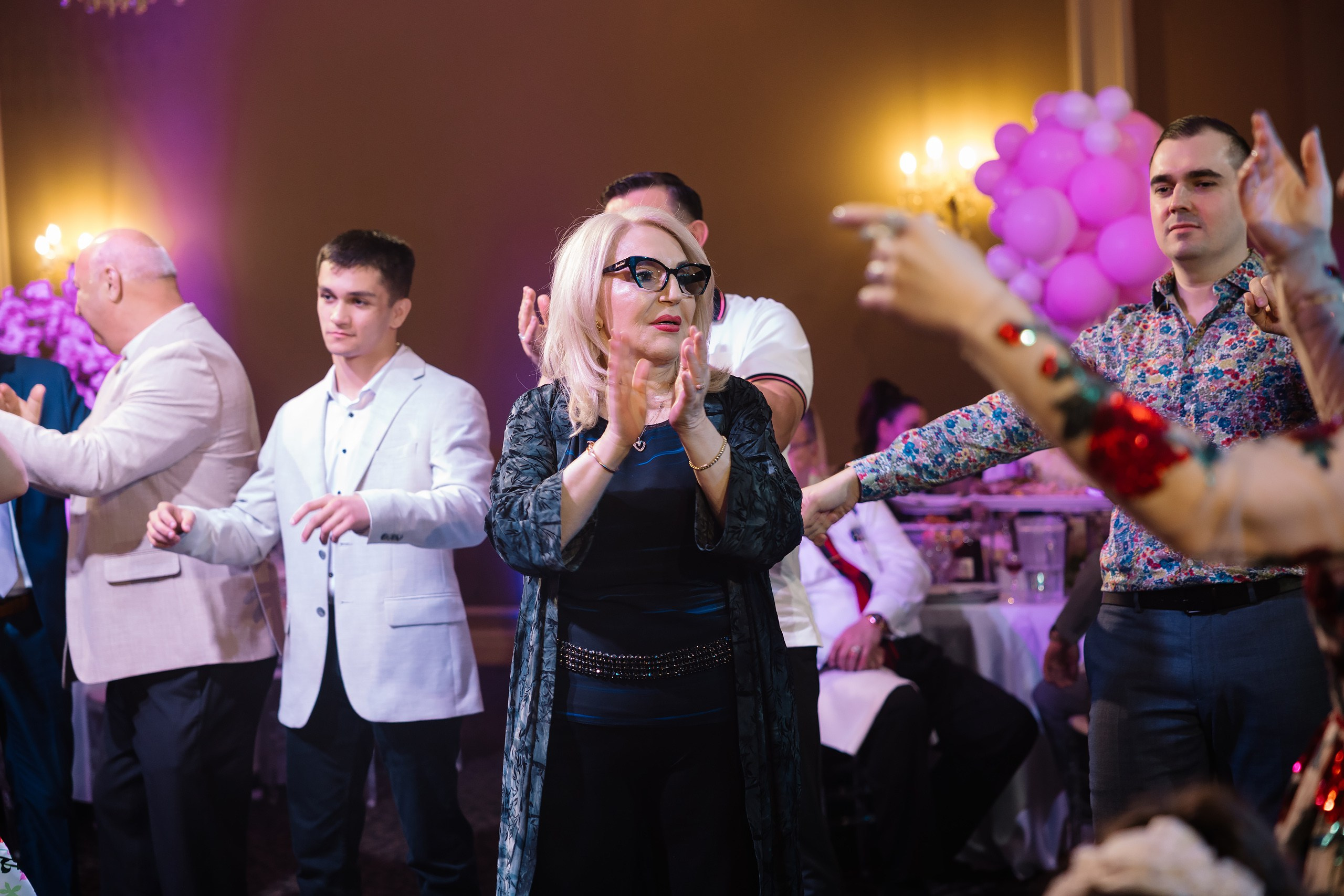 04.13.2025 First birthday. Wedding family event photographer in Chicago Nick Yushevich