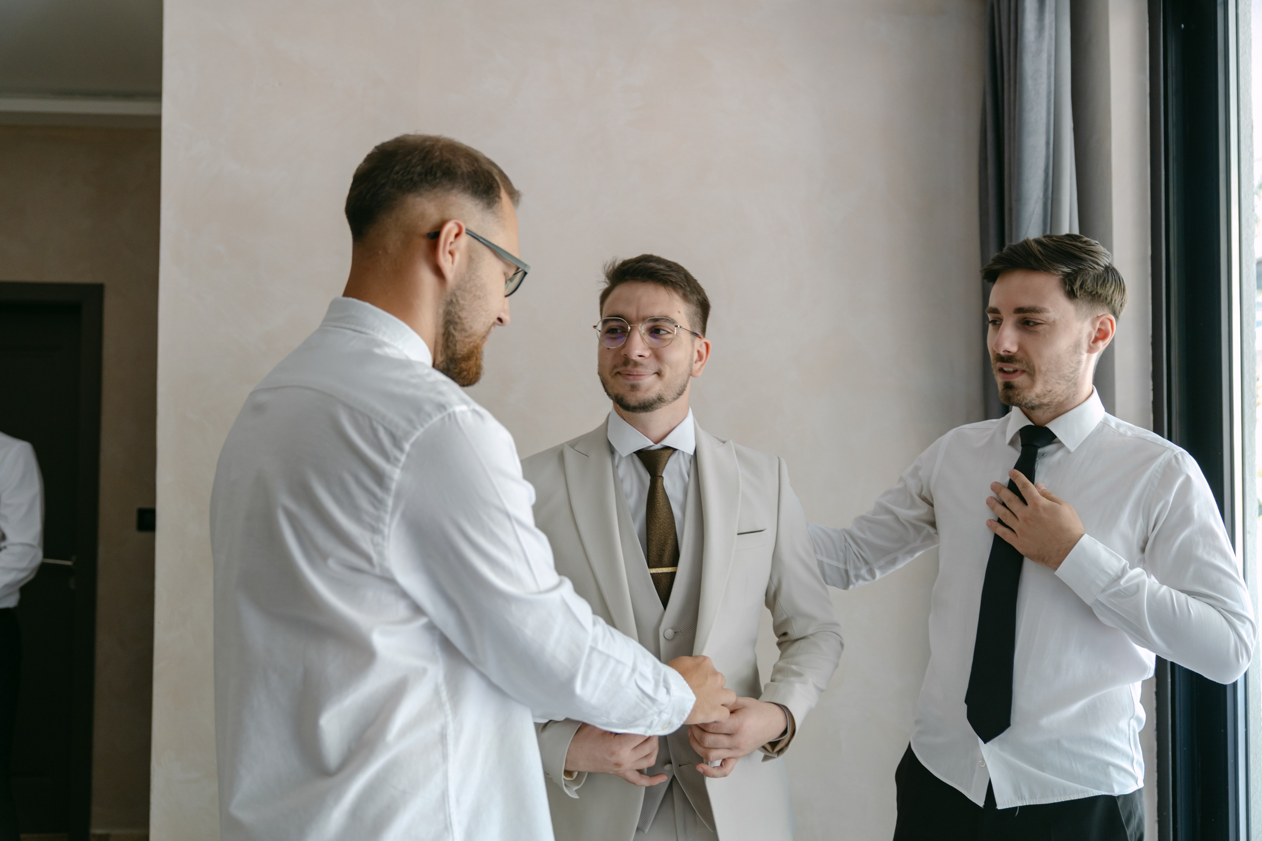 Analisa | Constantin. Gabrielacojocariu.com