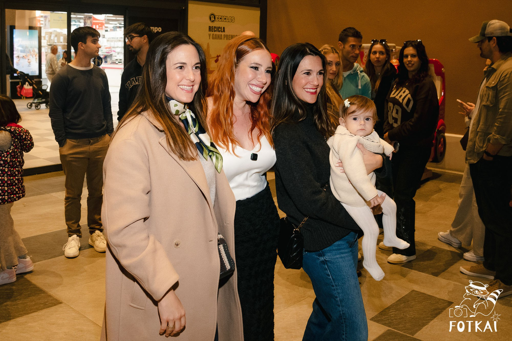 Inauguración de Las Tartas de Julita en La Zenia — fotoreportaje del evento | FOTKAI