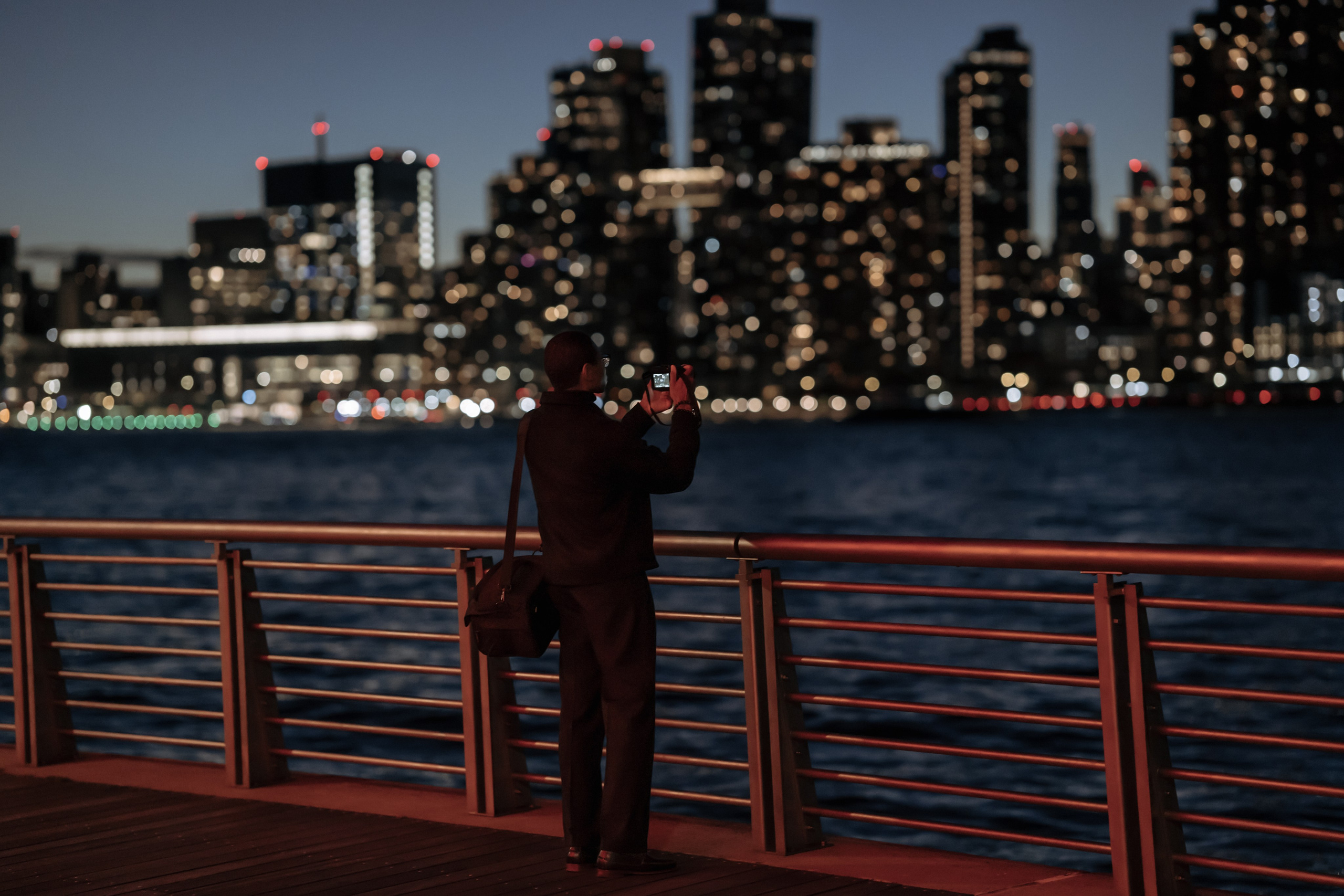 LIC surprise proposal. New York + travel photographer