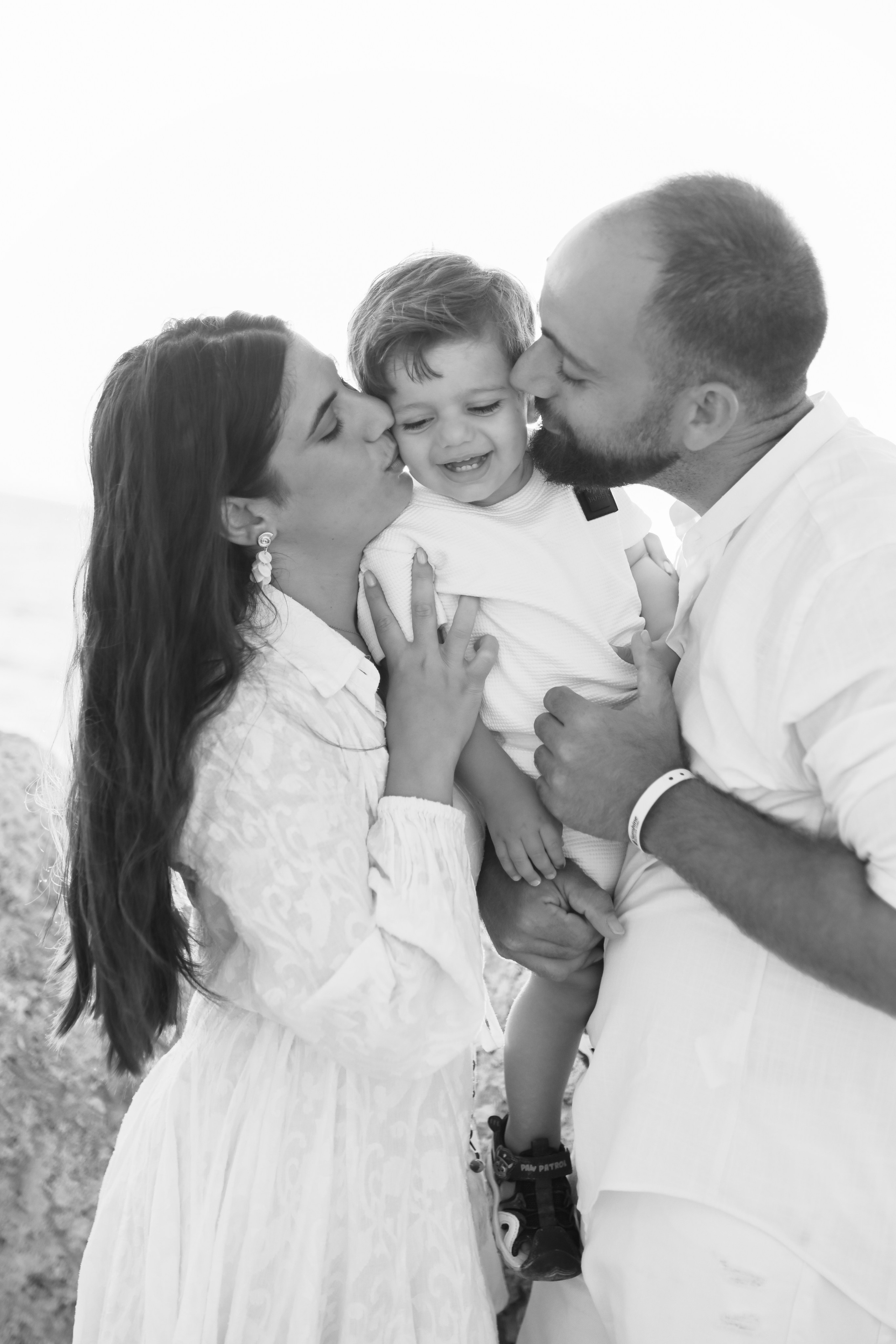 Family Photoshoot Rhodes. Φωτογράφος νεογέννητων στη Ρόδο. Φωτογράφιση εγκυμοσύνης