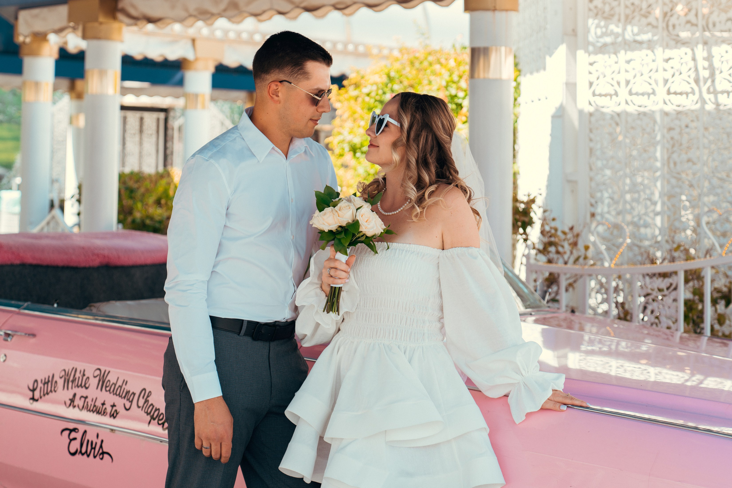 Iryna&Roman. Wedding & elopement photographer Viktoriya Kravtsov. Las Vegas