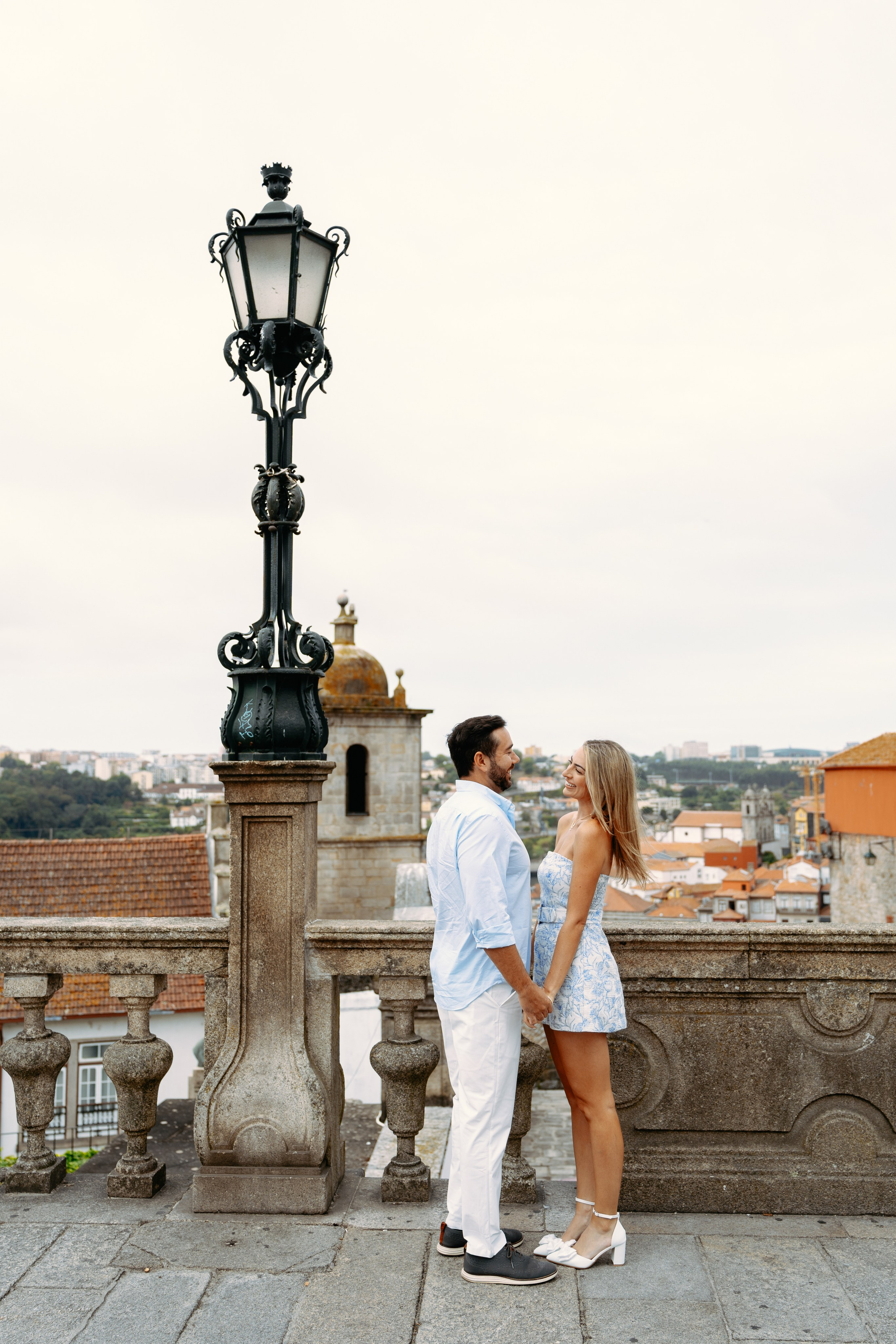 LOVE STORY IN PORTO. Sessões de fotos e vídeos, tours fotográficos em Portugal — WePortugal