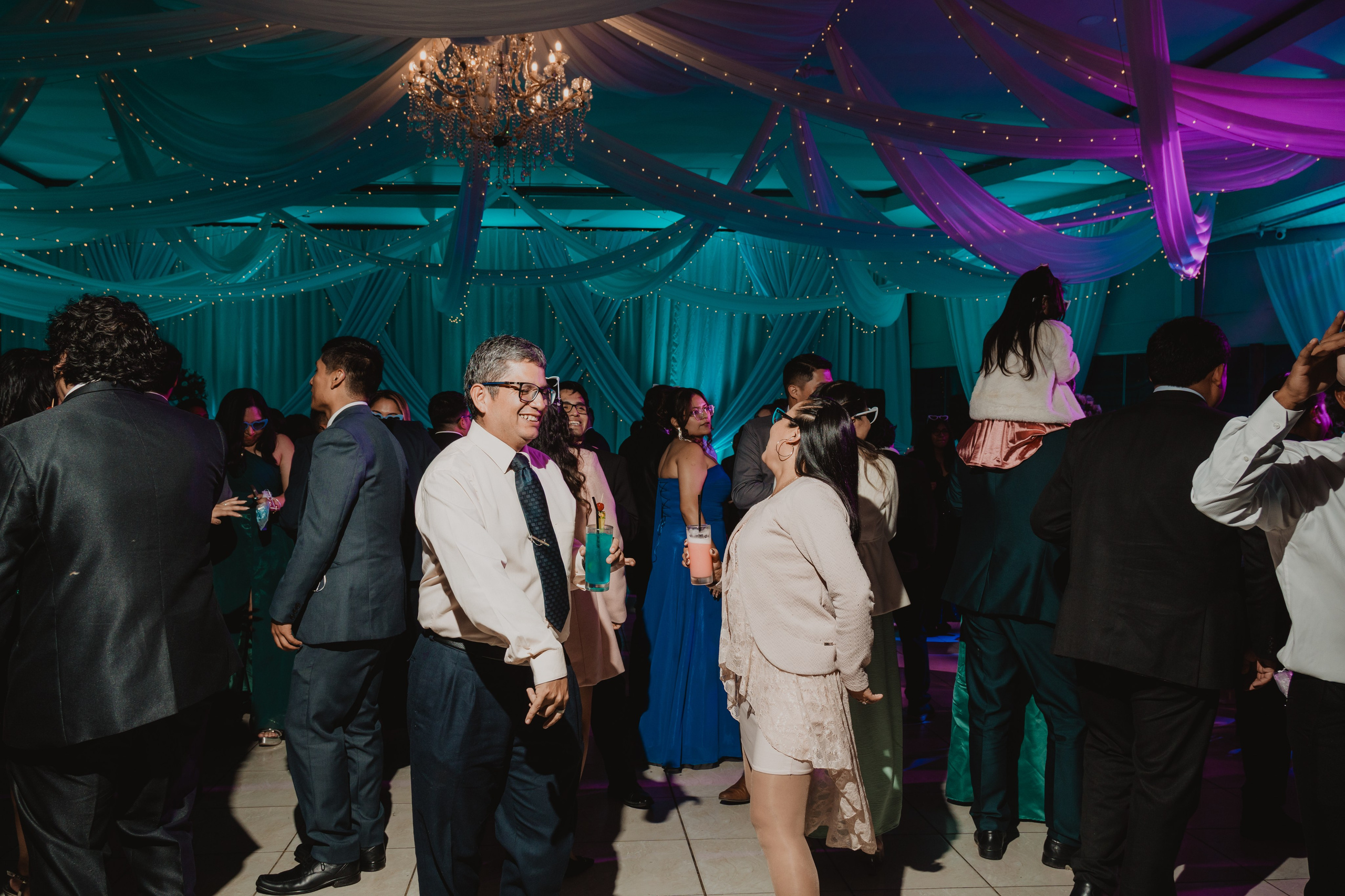 STEISY + EMMANUEL | BODA RELIGIOSA. Studio KVTA | Fotografía y Video de Bodas en Arequipa