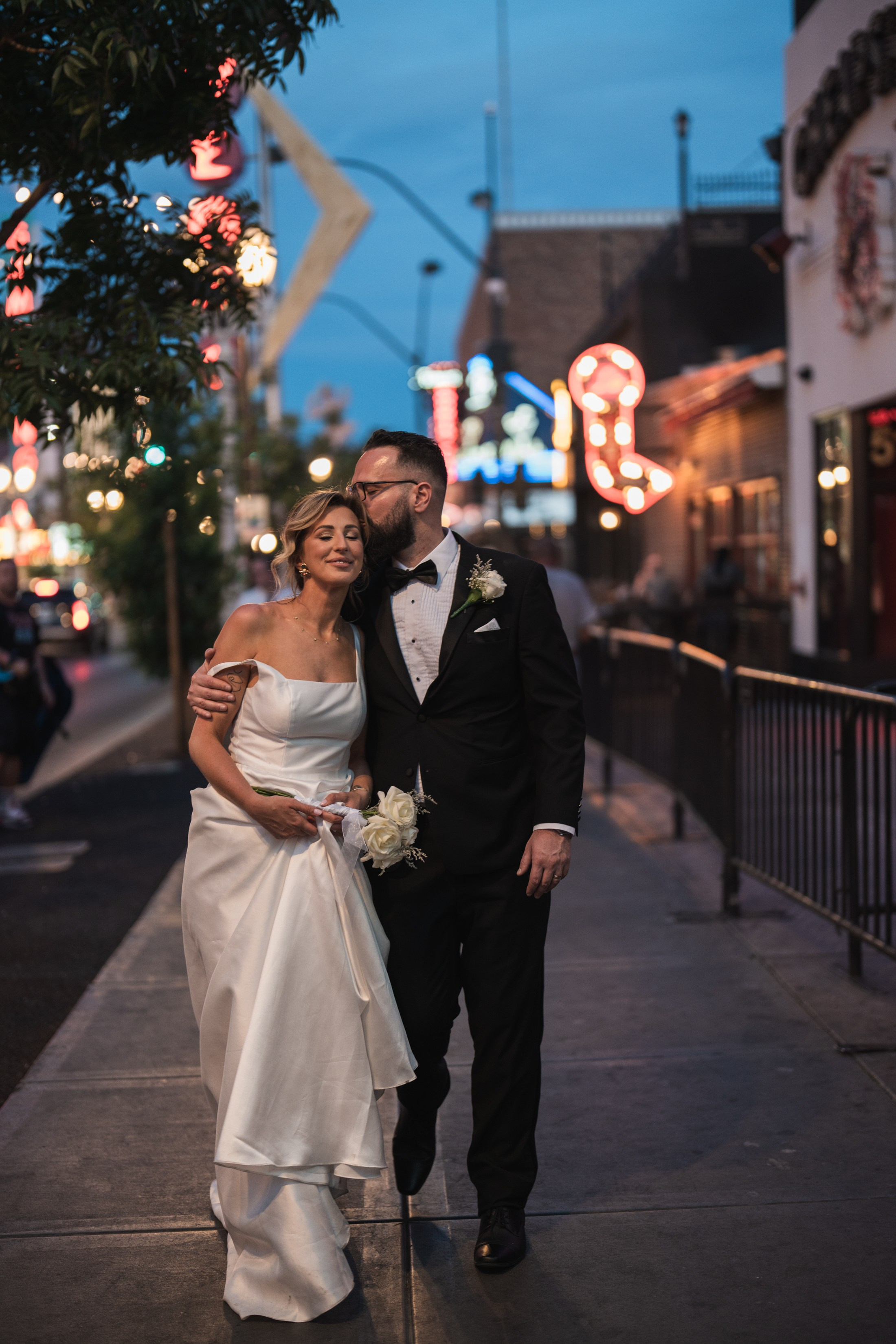 Bronislava&Sebastian. Wedding & elopement photographer Viktoriya Kravtsov. Las Vegas