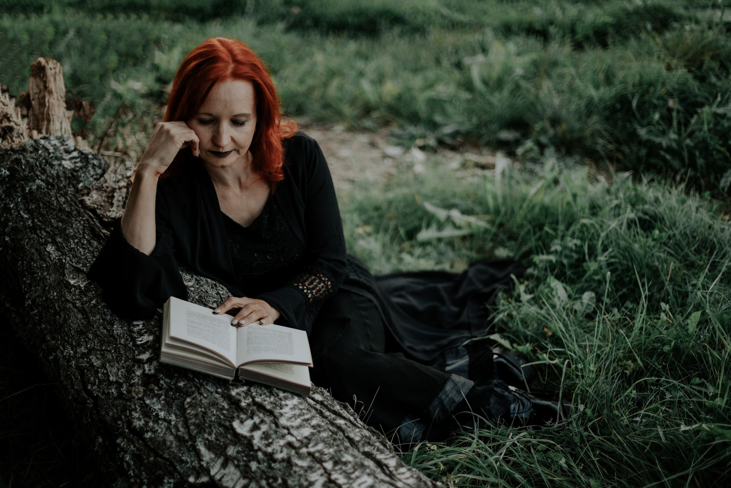 Mazliet burvības. Jūsu fotogrāfs - Iveta Marčenoka