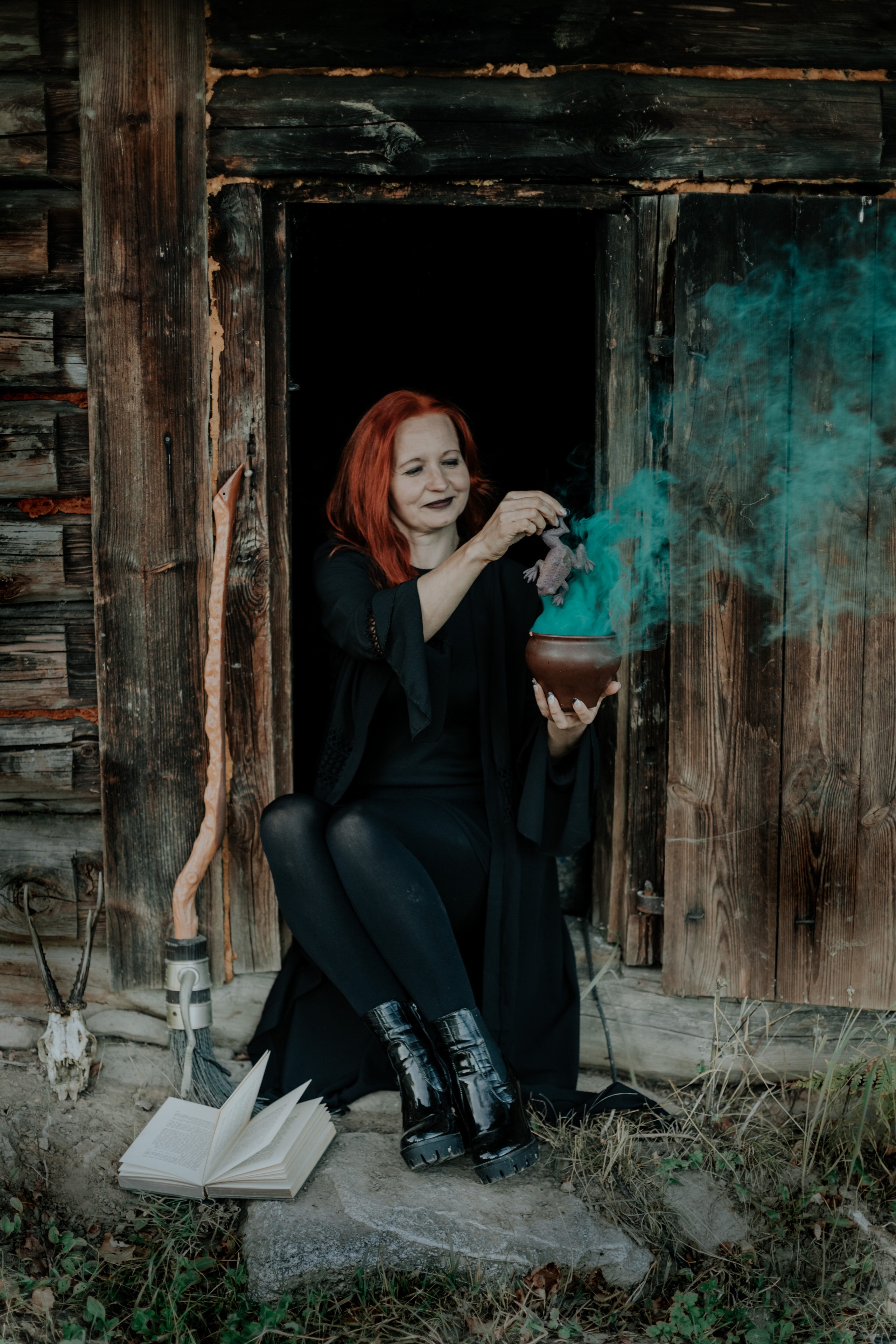 Mazliet burvības. Jūsu fotogrāfs - Iveta Marčenoka