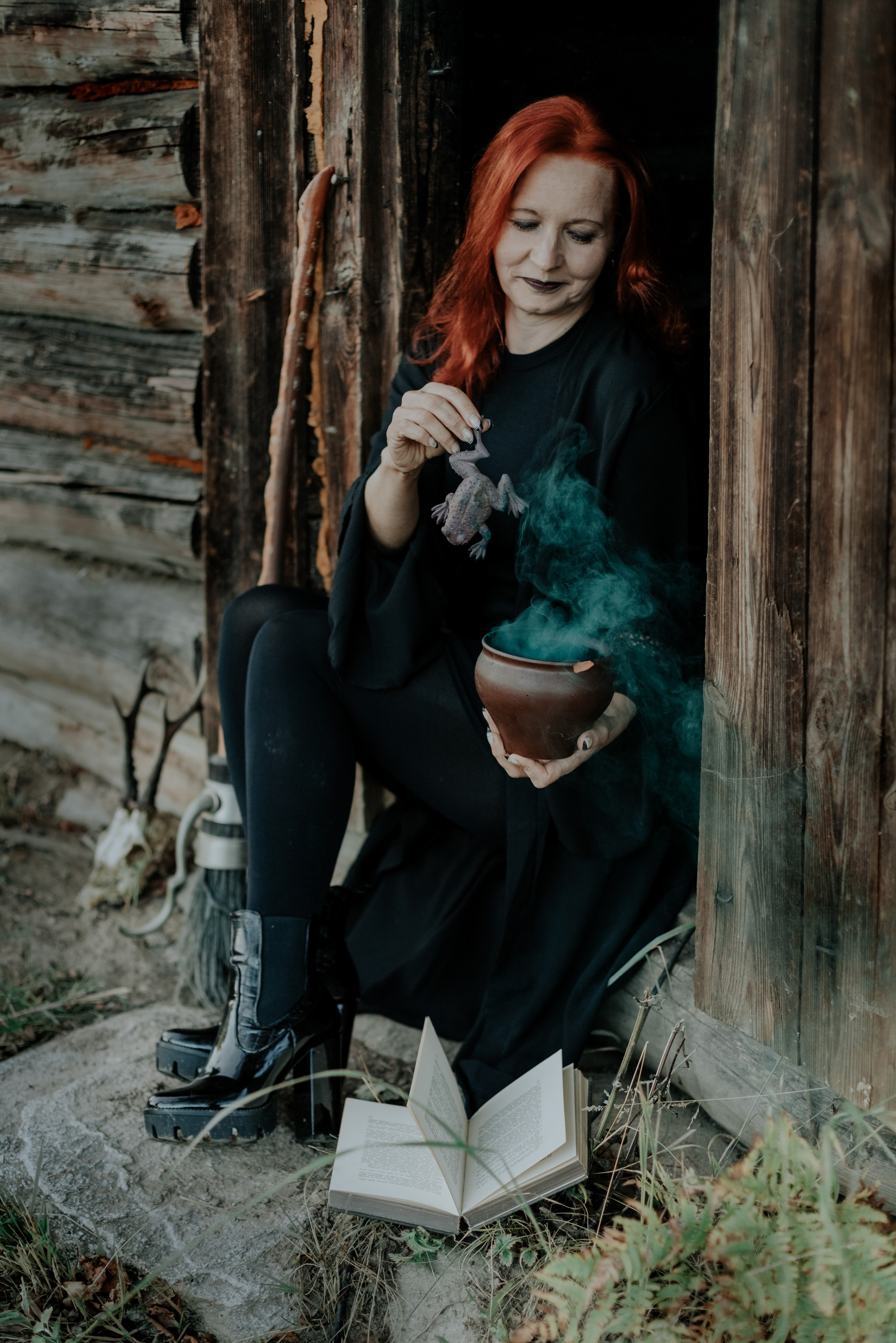 Mazliet burvības. Jūsu fotogrāfs - Iveta Marčenoka