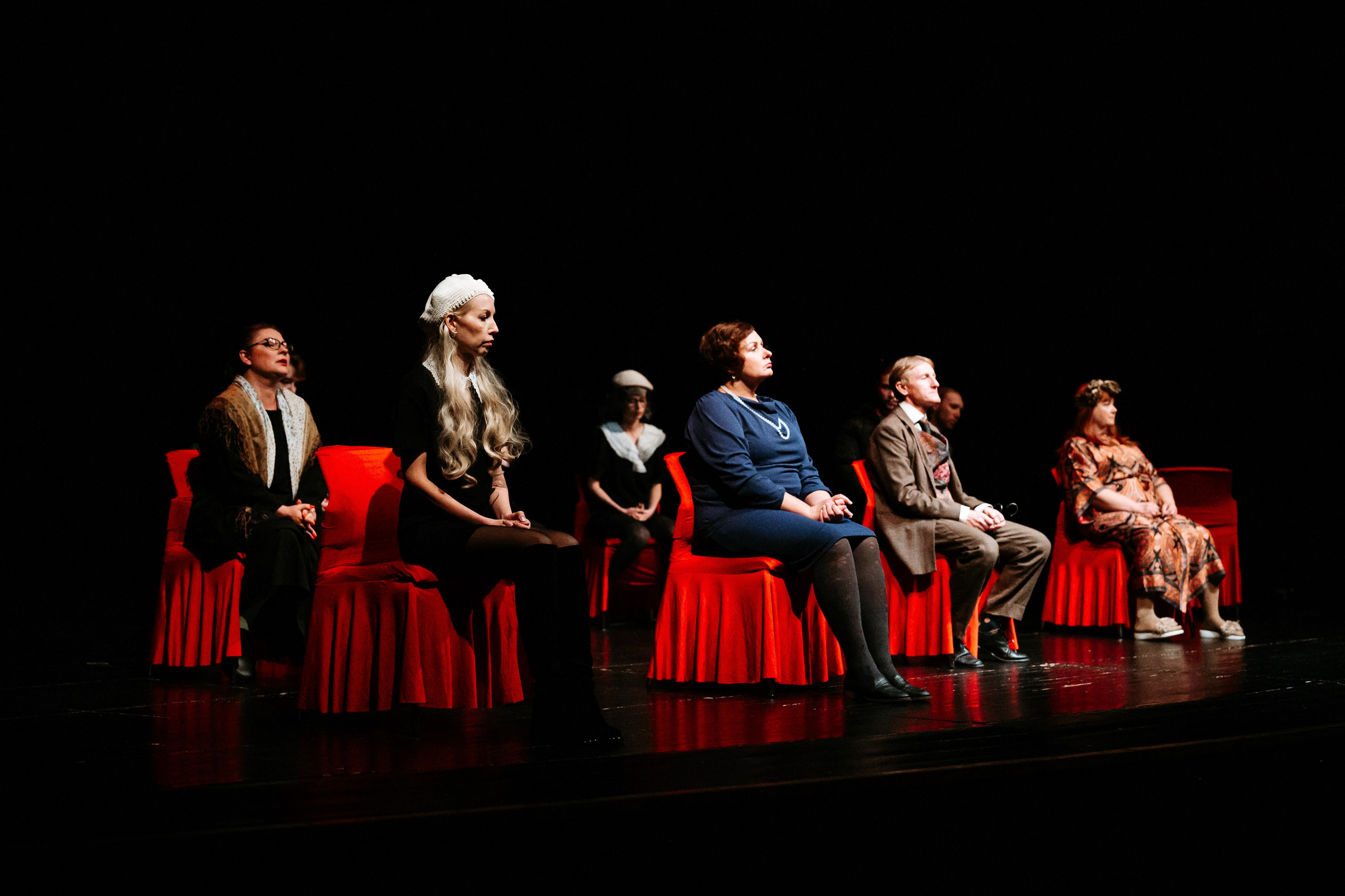 Garbo Teater „12 стульев“. Jelizaveta Gross - reportaaži- ja portreefotograaf Narvas