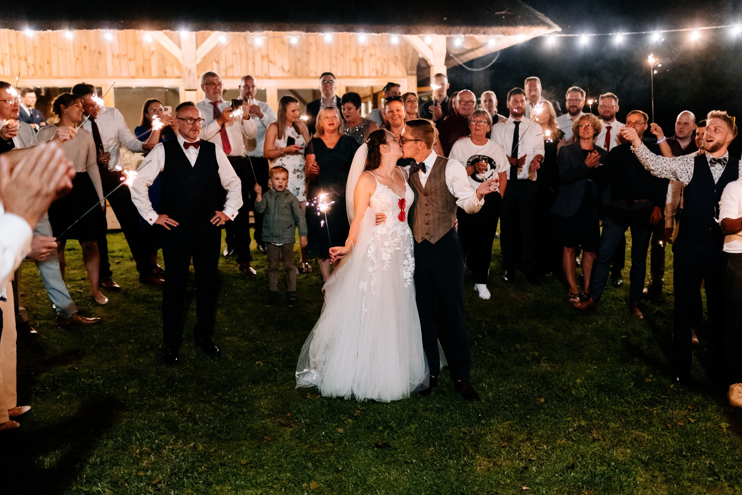 Agathe & Sebastian. Fotograf Ślubny Warszawa - Sesje Biznesowe Rodzinne Eventy