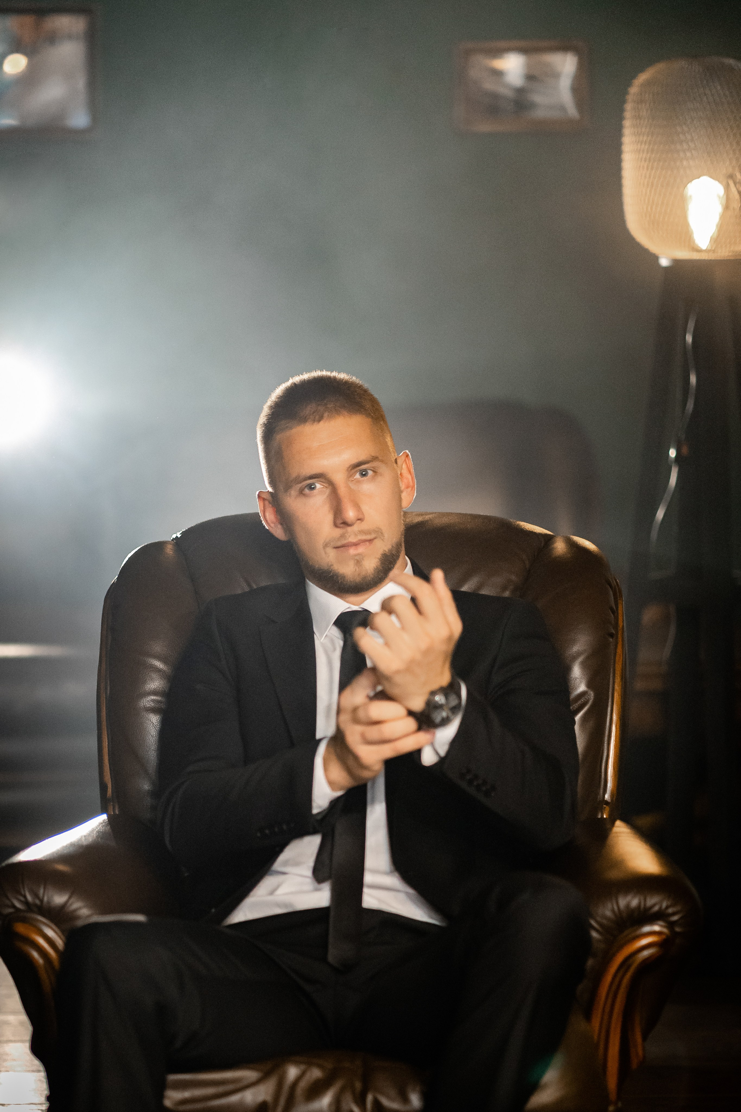 DER SCHÖNSTE HOCHZEITSTAG. Hochzeits- und Reportagefotograf für München, Regensburg, Deutschland RED LINE Media