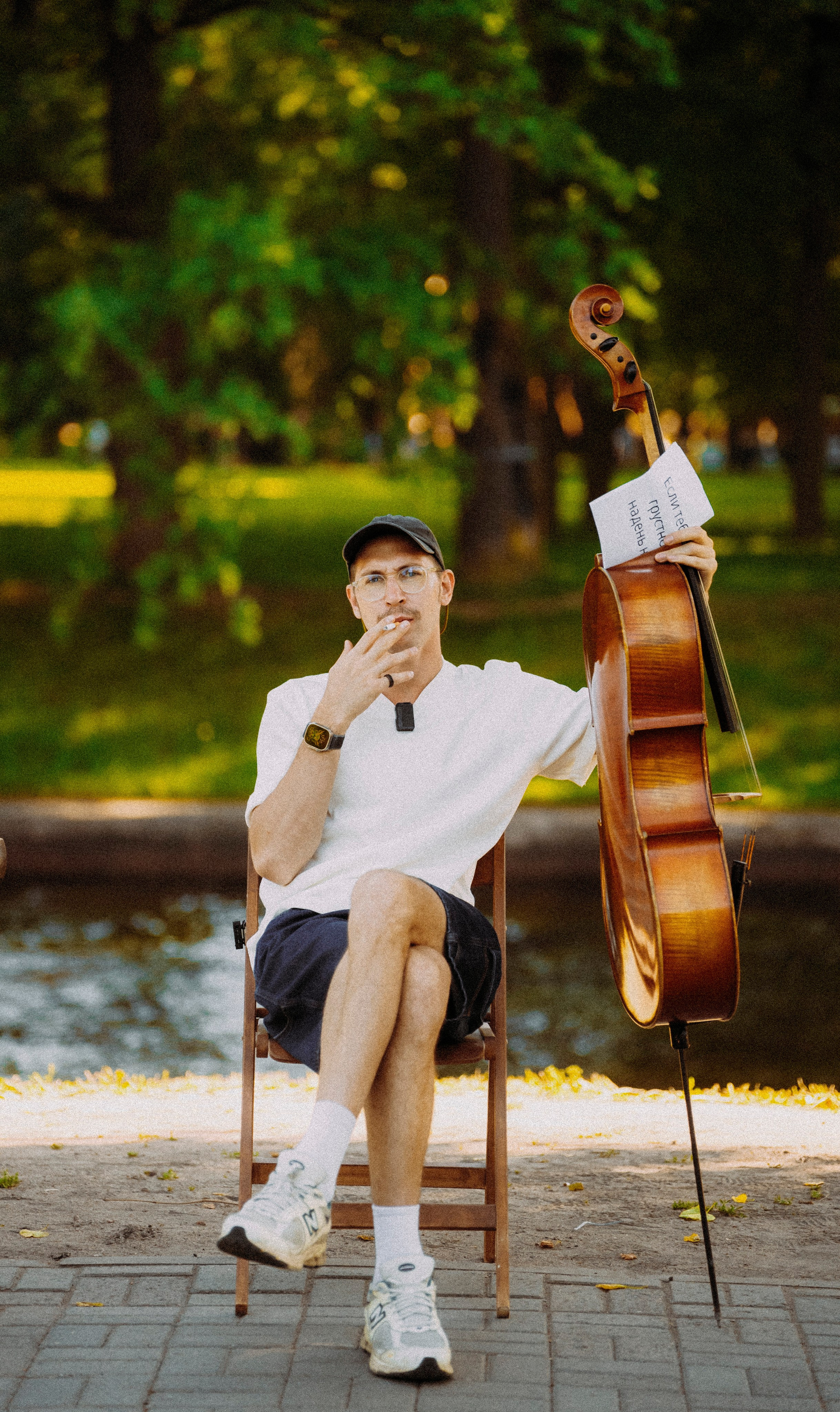 2024. Стрит-фотография, полная абсурда, идиотизма и красоты