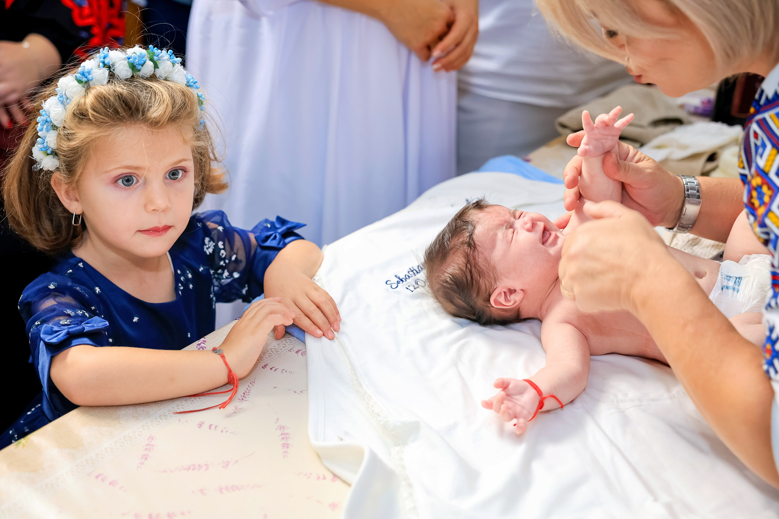 Andrei Sebastian. Moments By Gub