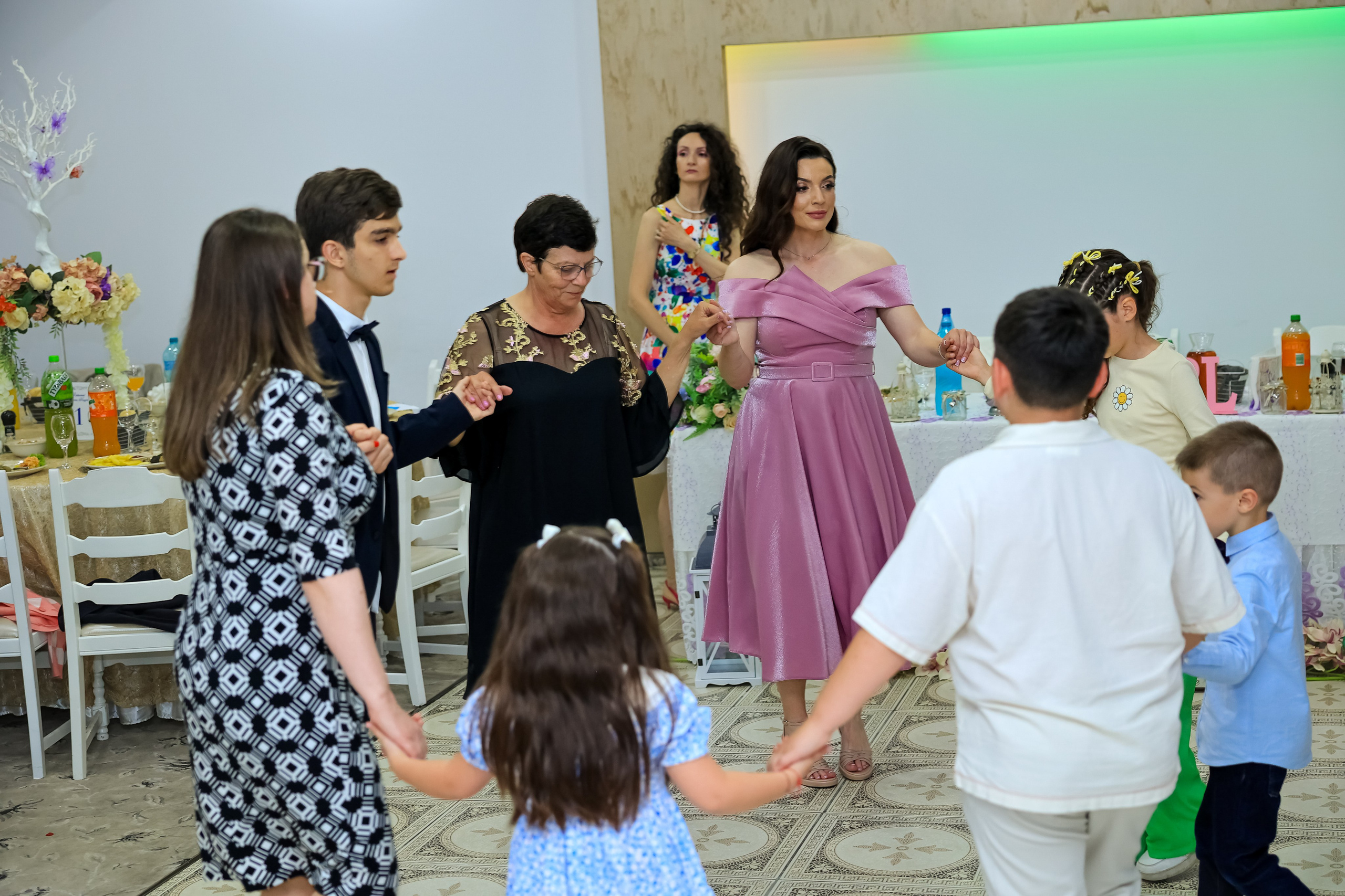 Iris Stefania. Moments By Gub