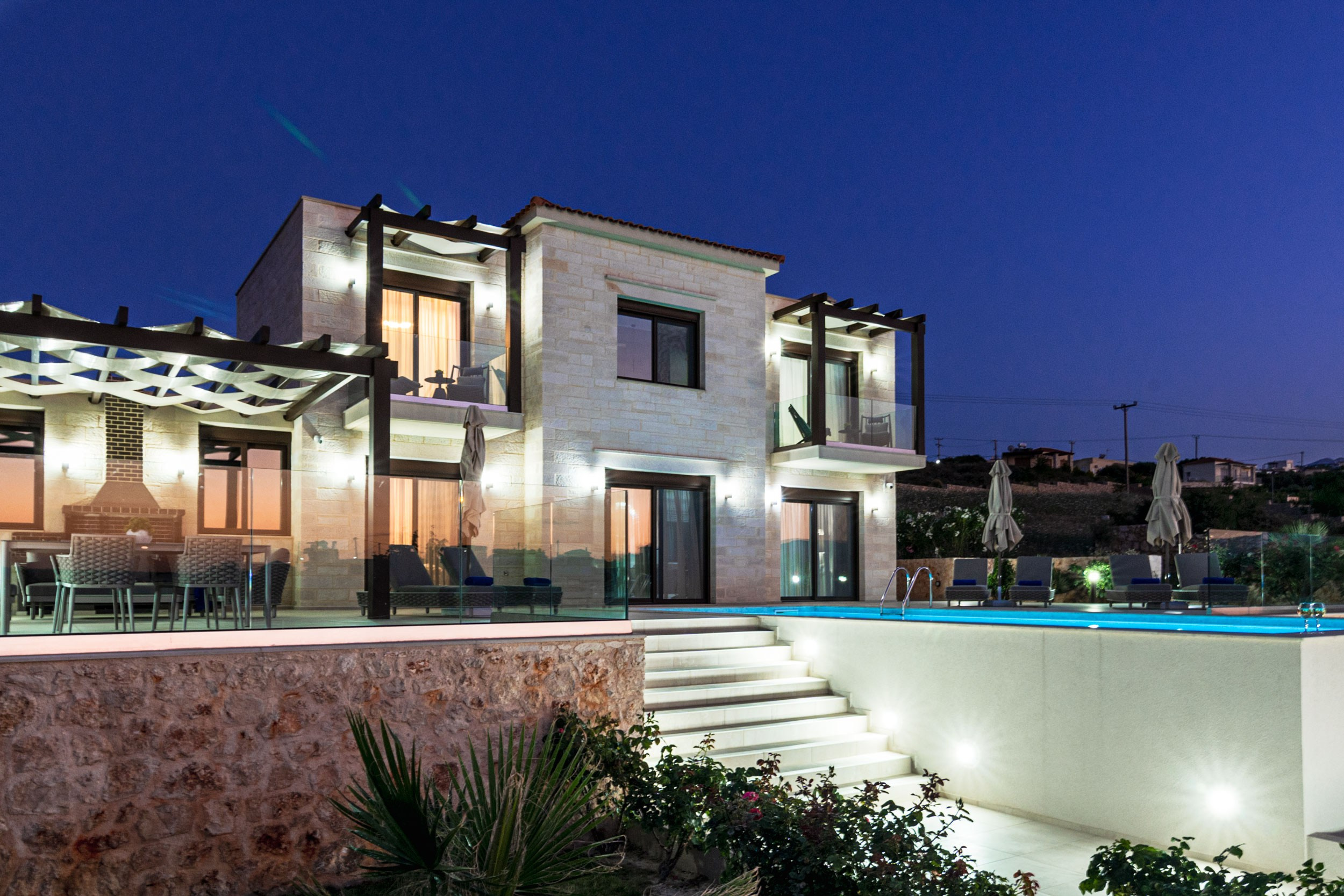 Stone House in Plaka. Photograper in Chania, Crete