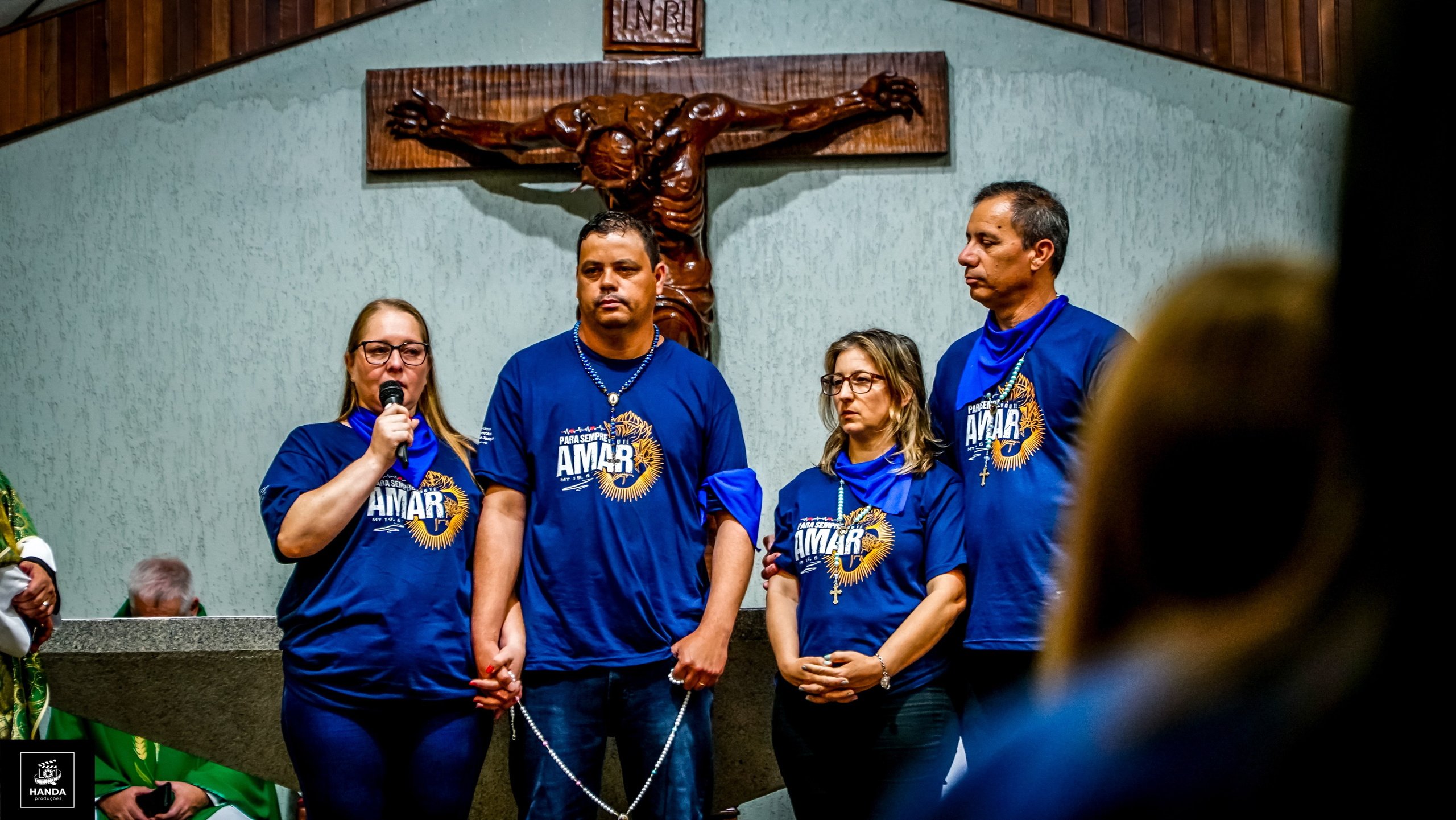 Acampamento Casais. Handa Produções