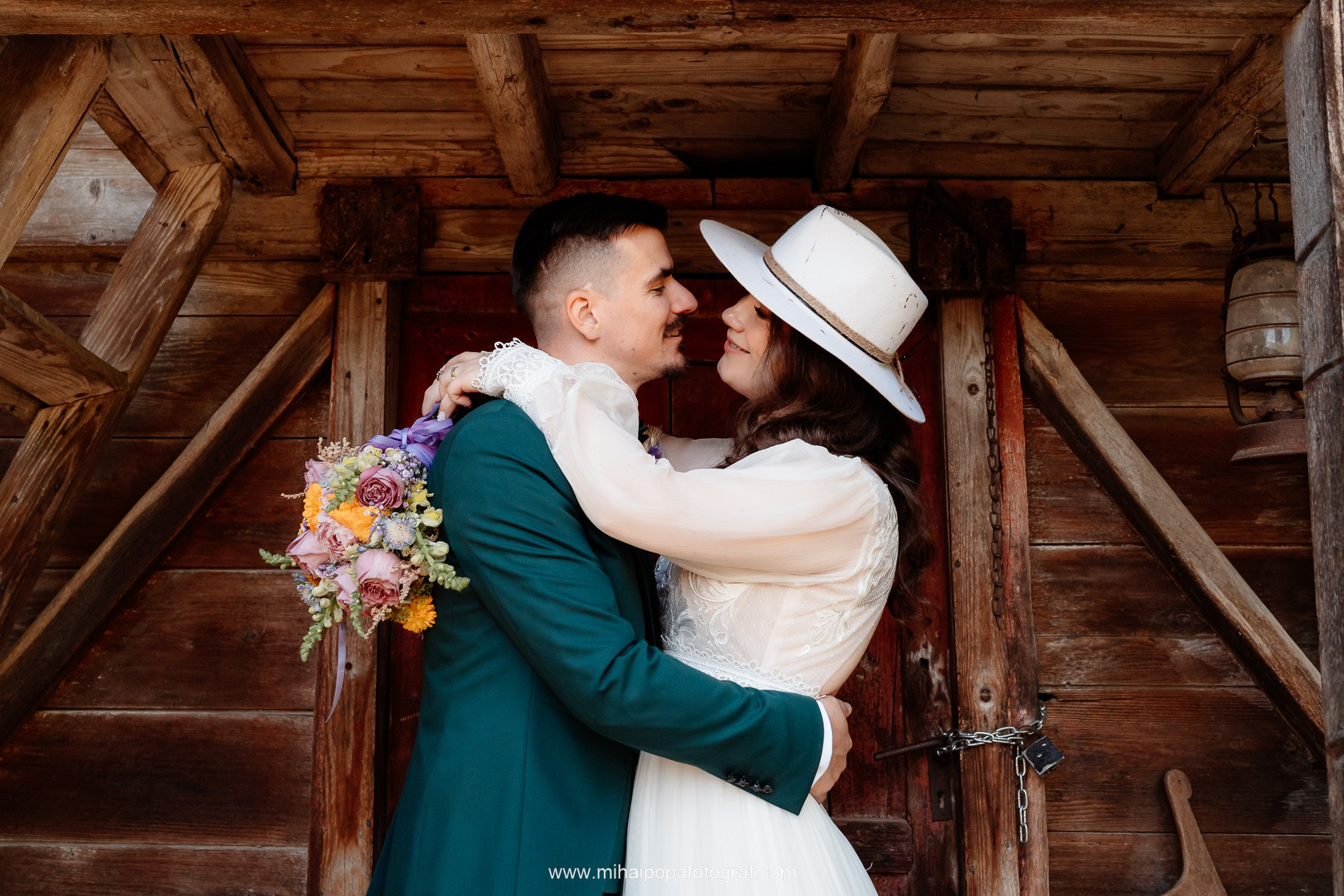 Fotograf de nuntă în Gulia | Mihai Popa Fotograf. Fotograf Nuntă & Botez București - Mihai Popa | Dincolo de oameni, imortalizez emoții!