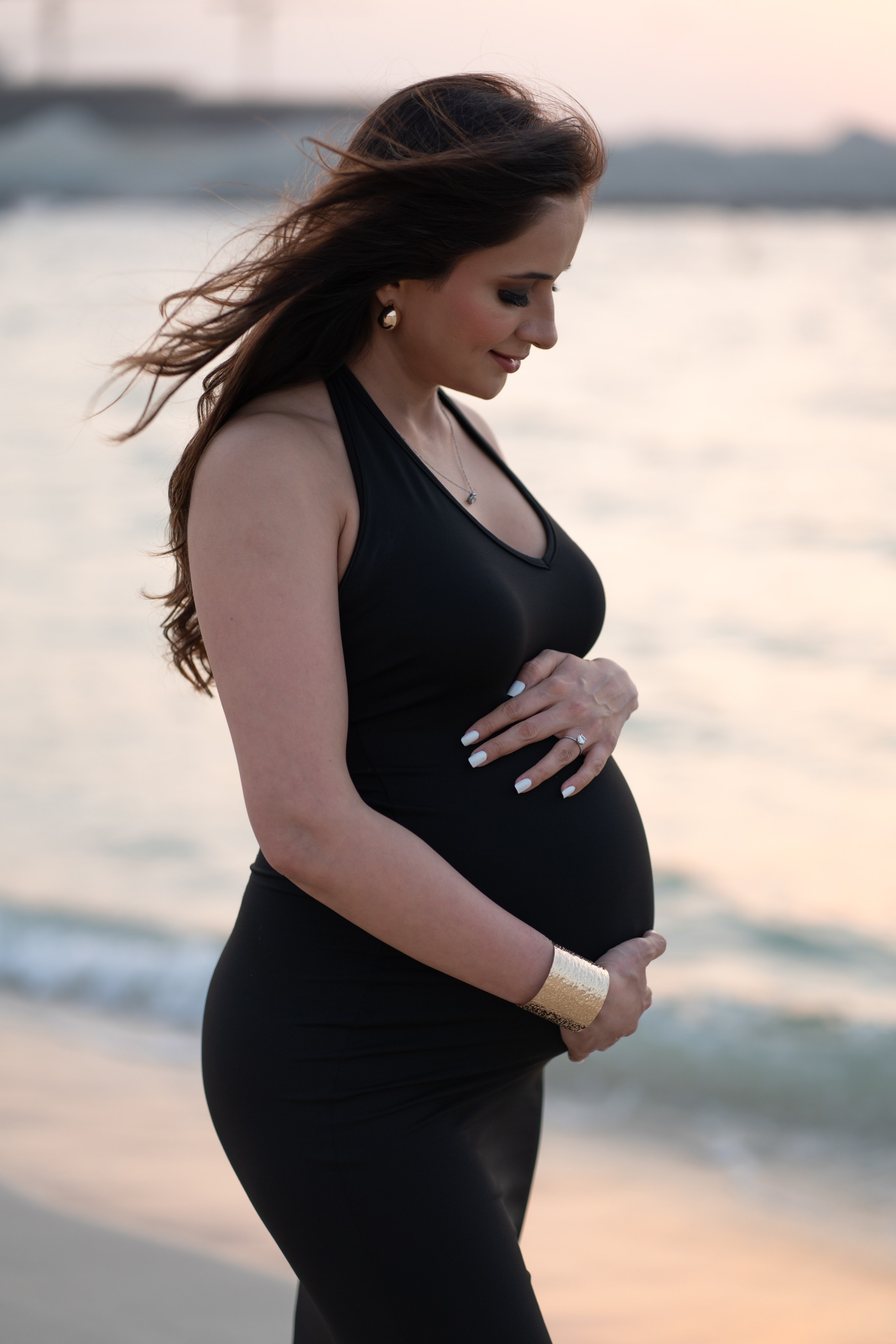 Waves of new beginnings. Angela Iakovleva — Family Photographer in Dubai