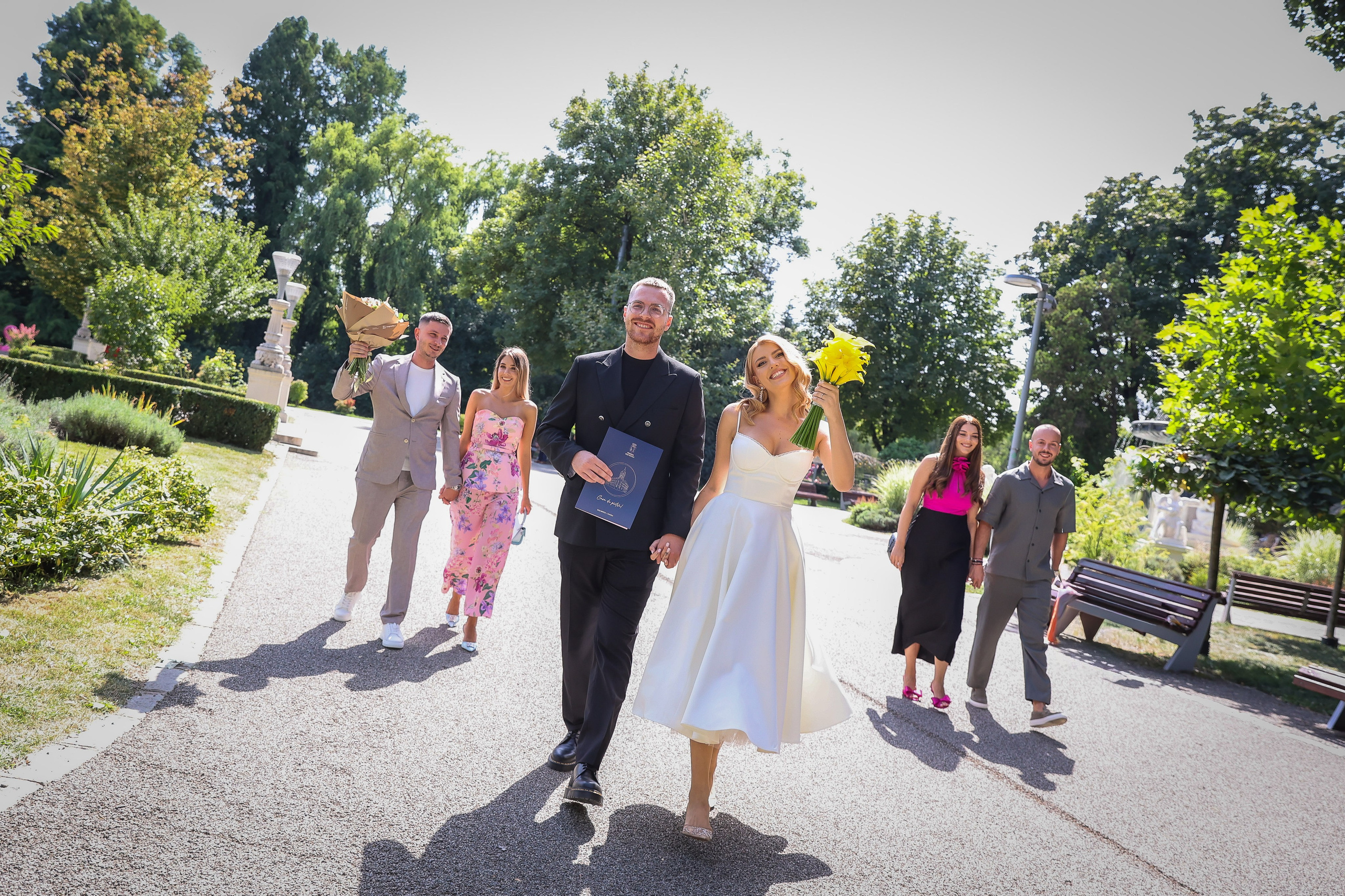 Bianca & Daniel — o nuntă de vară în Cluj, între natură și eleganță. Rares Bucur is a professional wedding photographer based in Cluj-Napoca, Romania, specializing in wedding photography