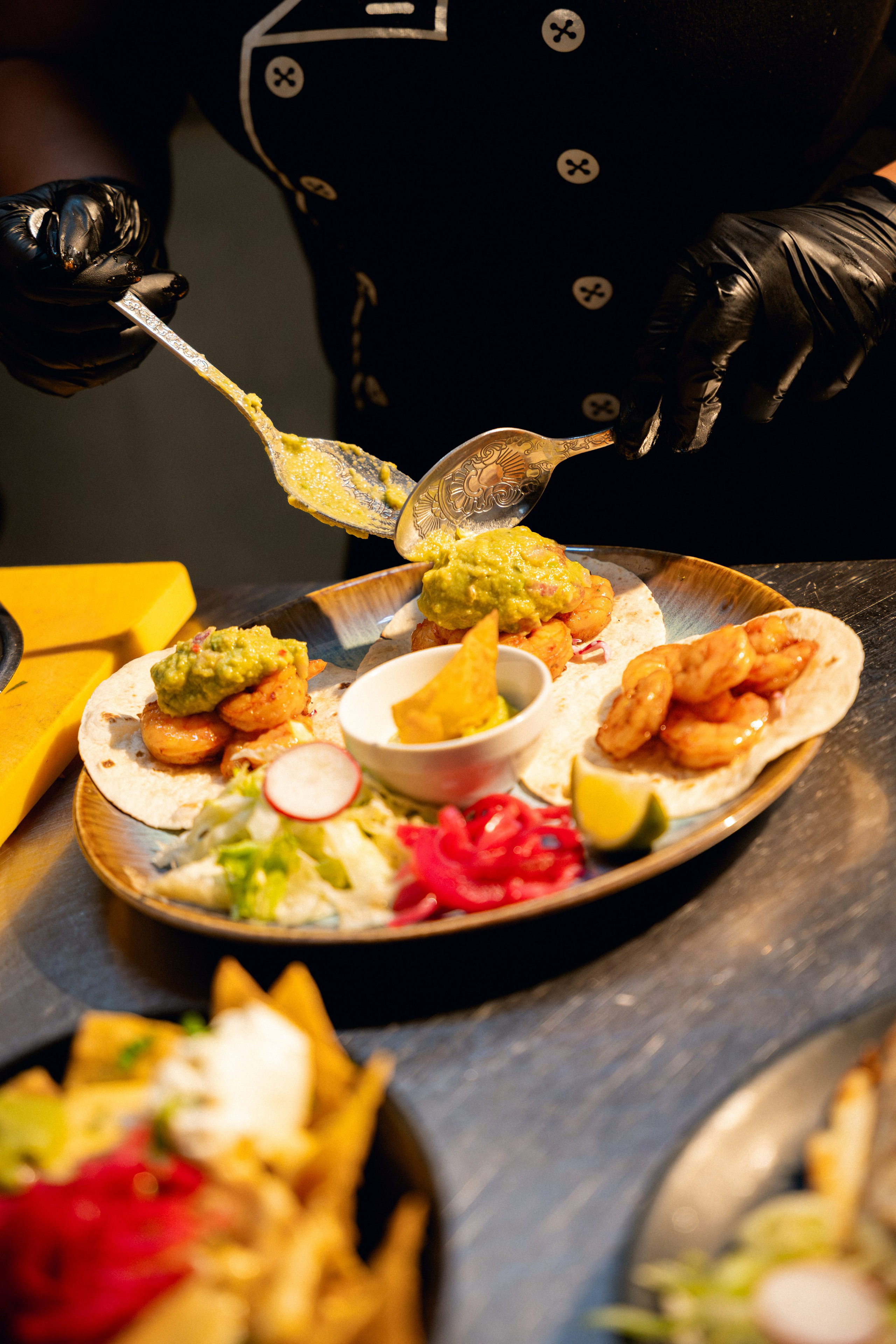 RESTAURANTES — GUAKA FARO. Forma Studios