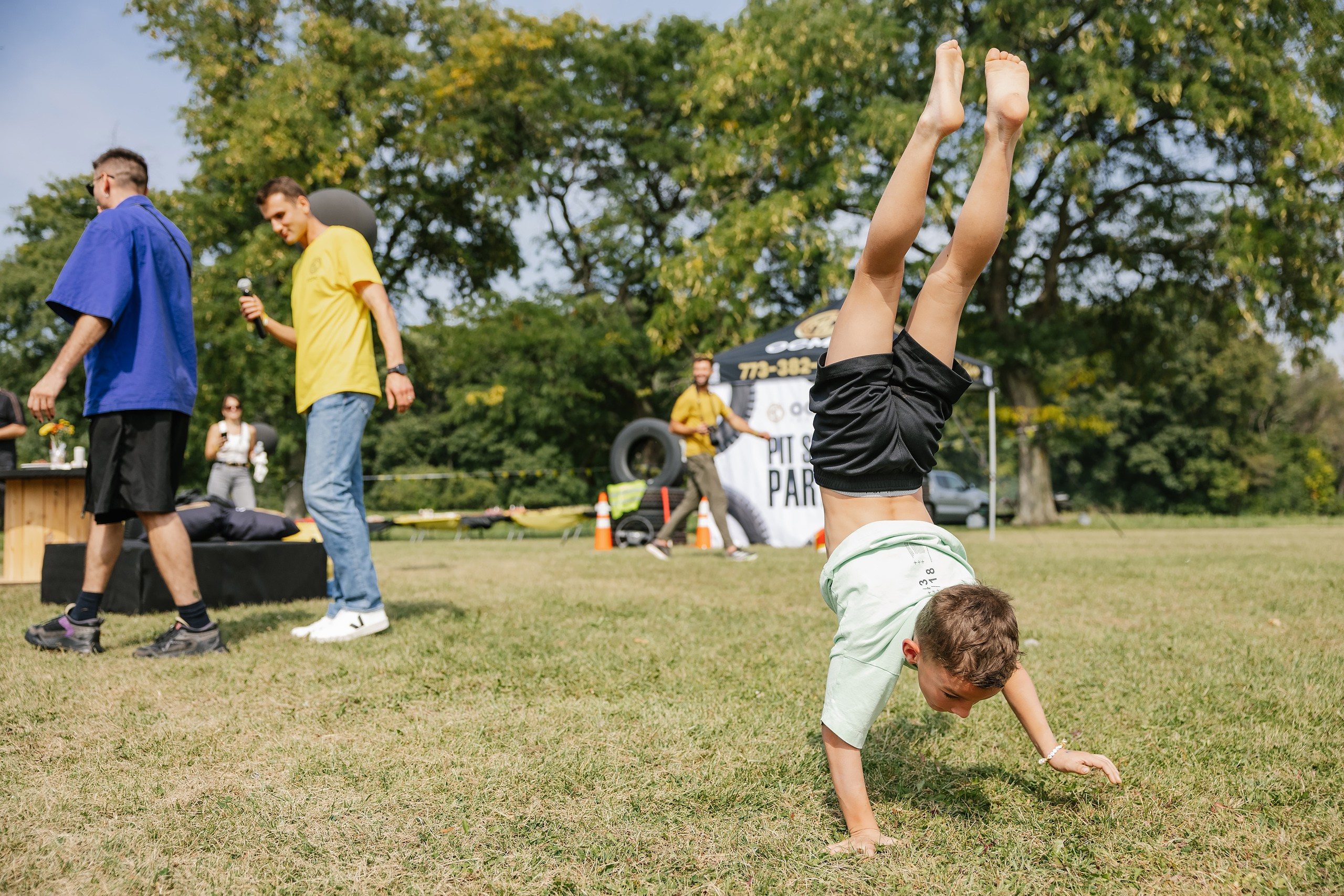 OCMC 09.13.2025. Wedding family event photographer in Chicago Nick Yushevich